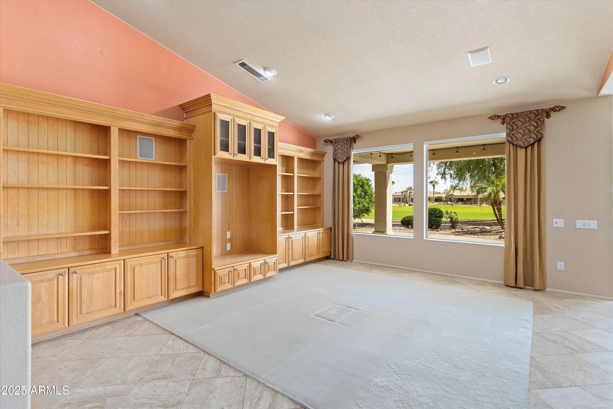 Property Slideshow image 12 of 49 | 17583 n horseshoe dr, Surprise, AZ, 85374