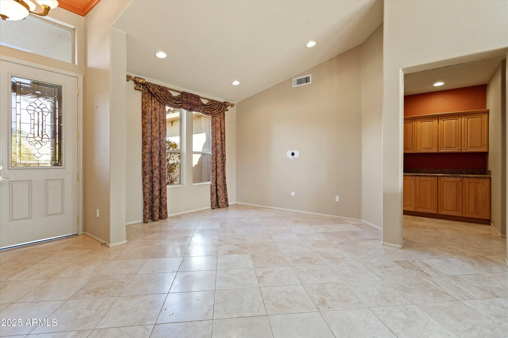 Property Slideshow image 9 of 49 | 17583 n horseshoe dr, Surprise, AZ, 85374