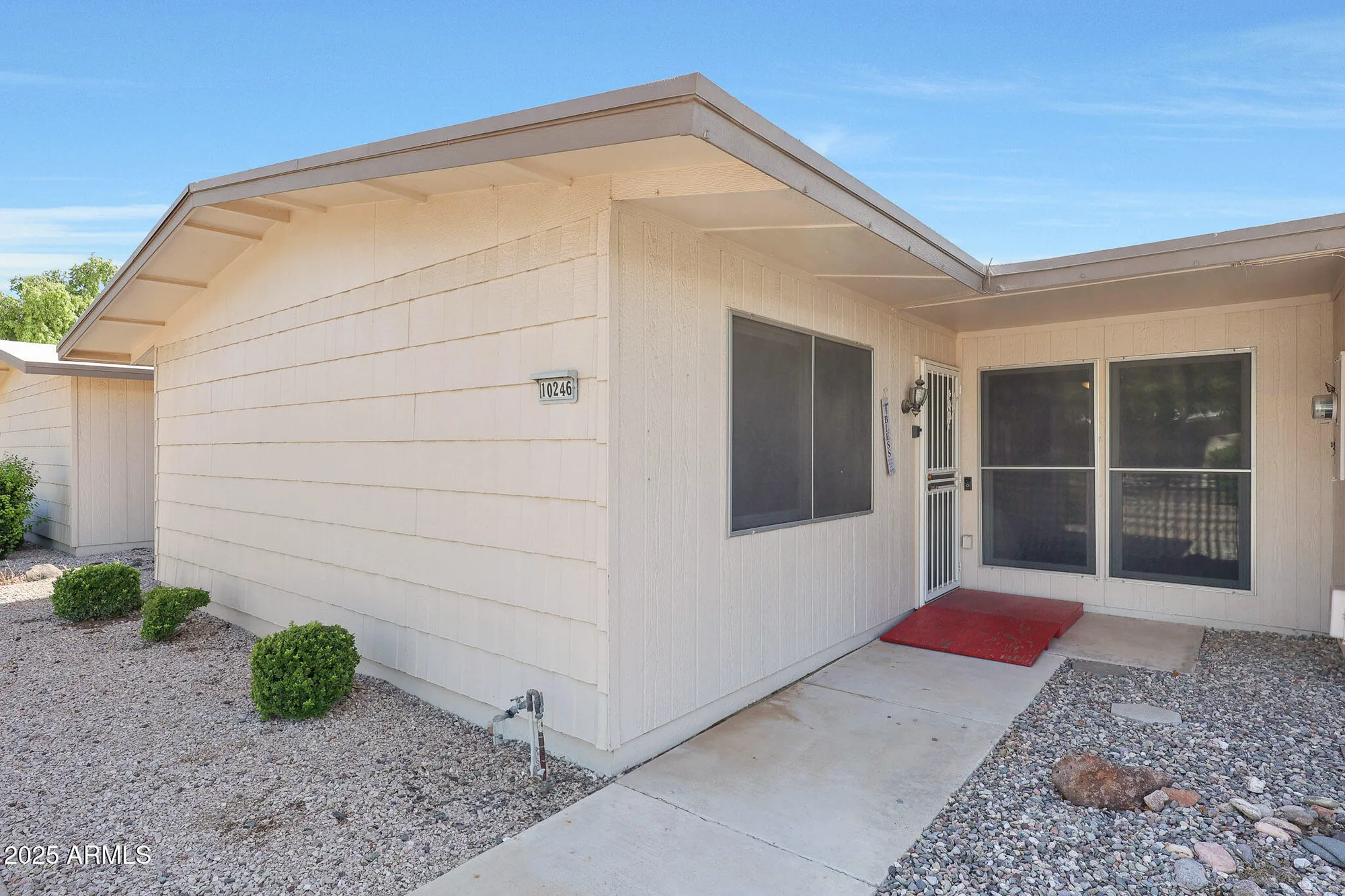 Property Slideshow image 7 of 26 | 10246 w palmeras dr, Sun City, AZ, 85373