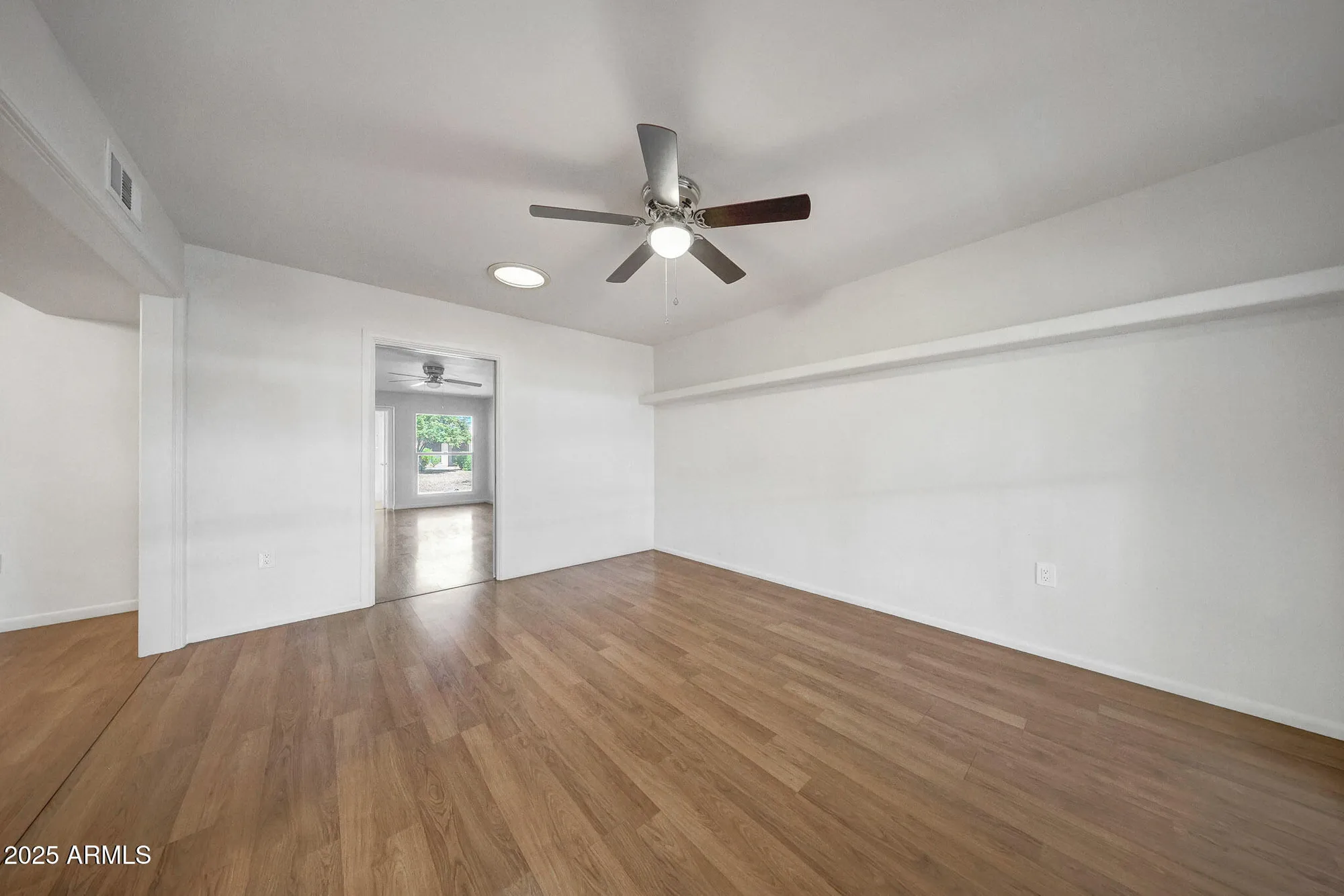 Property Slideshow image 14 of 26 | 10246 w palmeras dr, Sun City, AZ, 85373