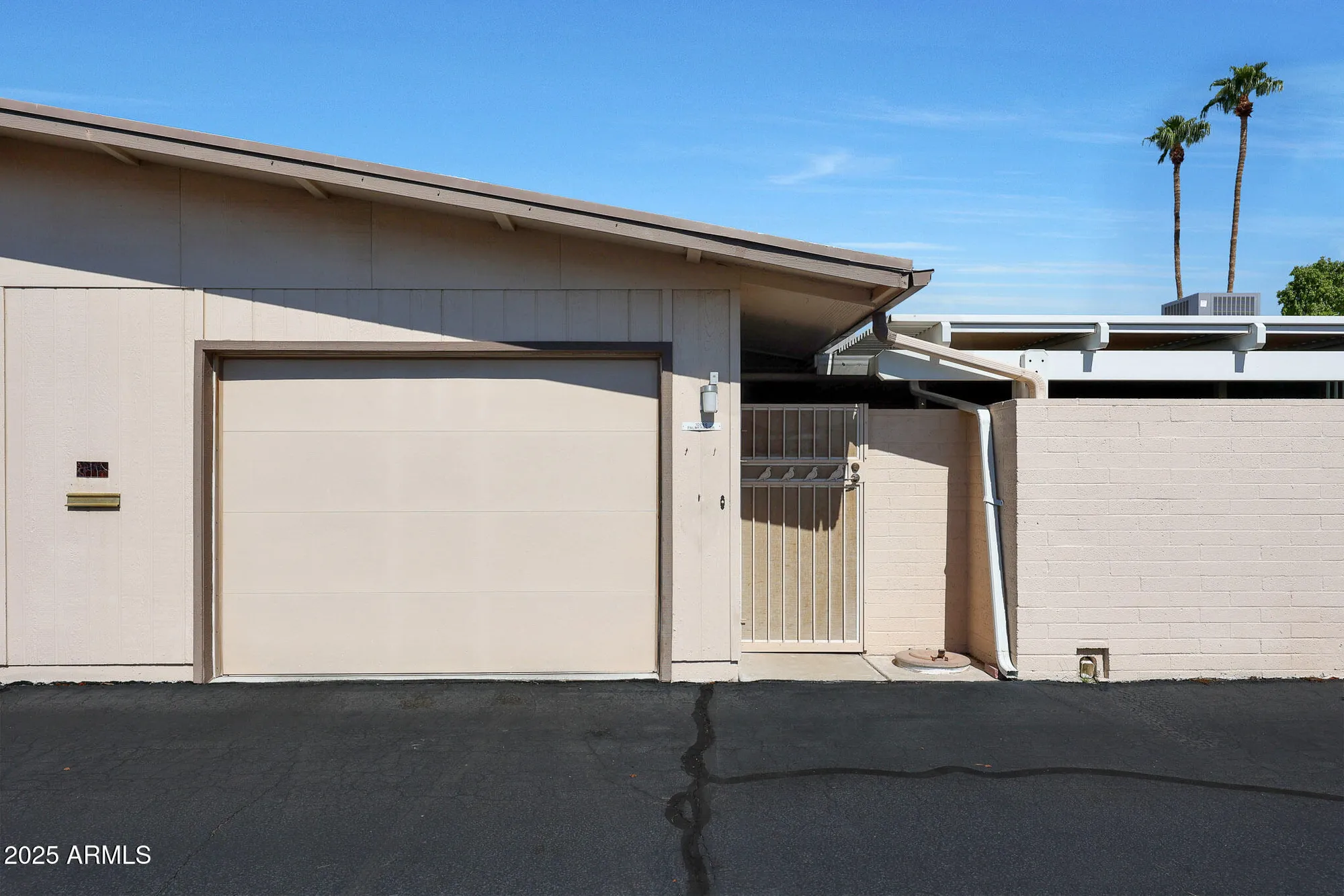 Property Slideshow image 25 of 26 | 10246 w palmeras dr, Sun City, AZ, 85373