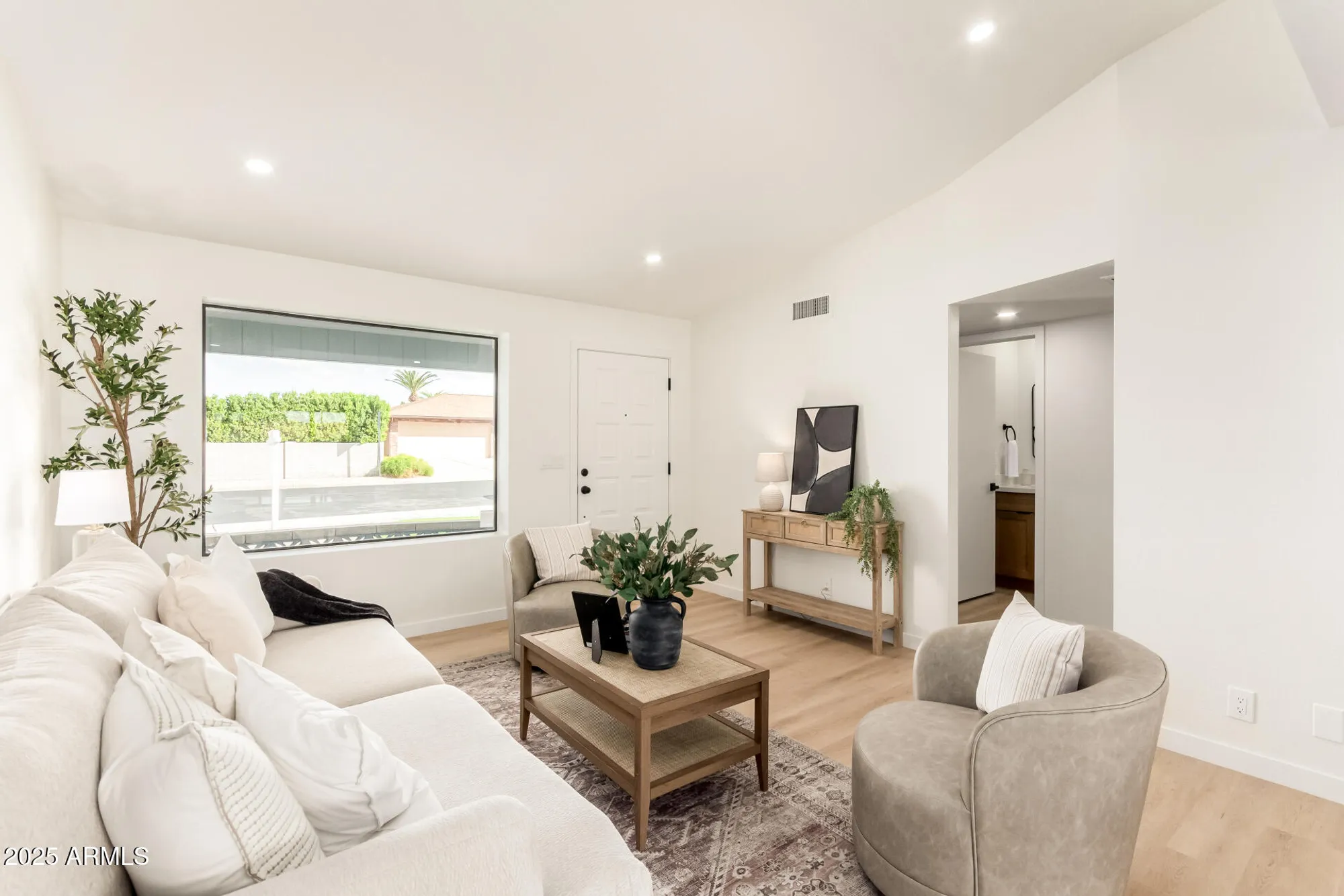 Property Slideshow image 10 of 96 | 7929 e lakeview ave, Mesa, AZ, 85209