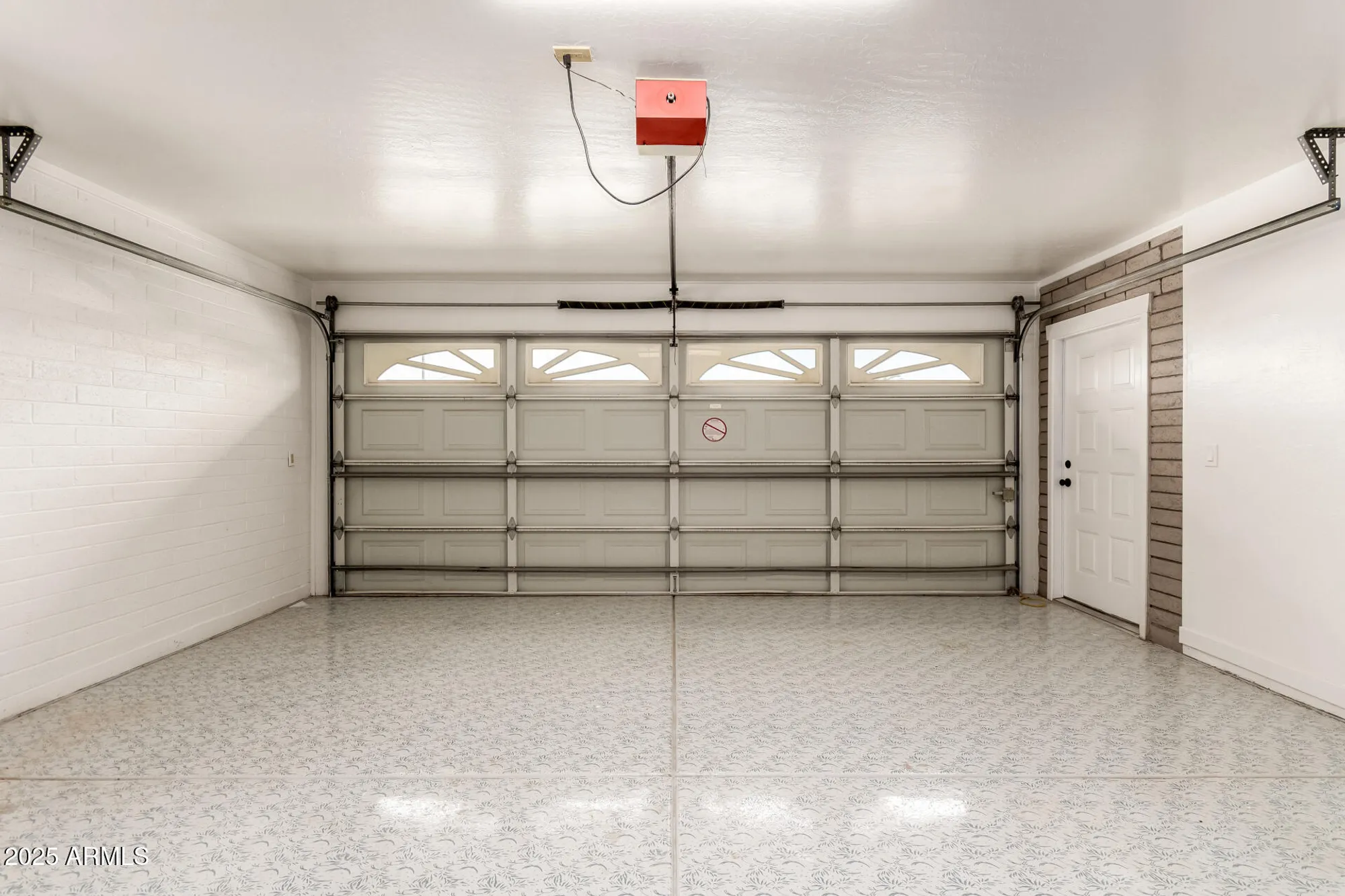 Property Slideshow image 32 of 96 | 7929 e lakeview ave, Mesa, AZ, 85209