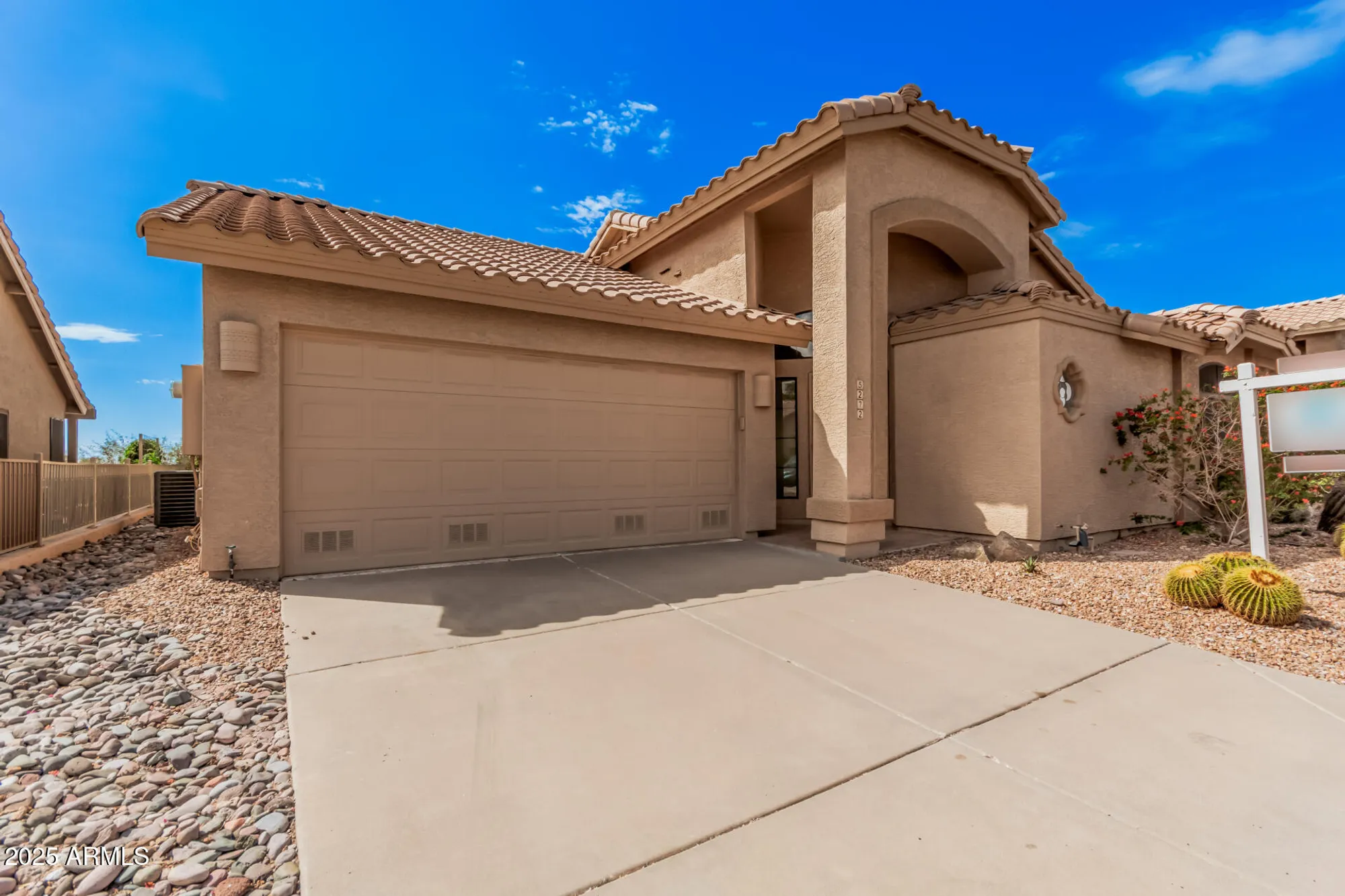 Property Slideshow image 4 of 39 | 5272 s granite dr, Gold Canyon, AZ, 85118