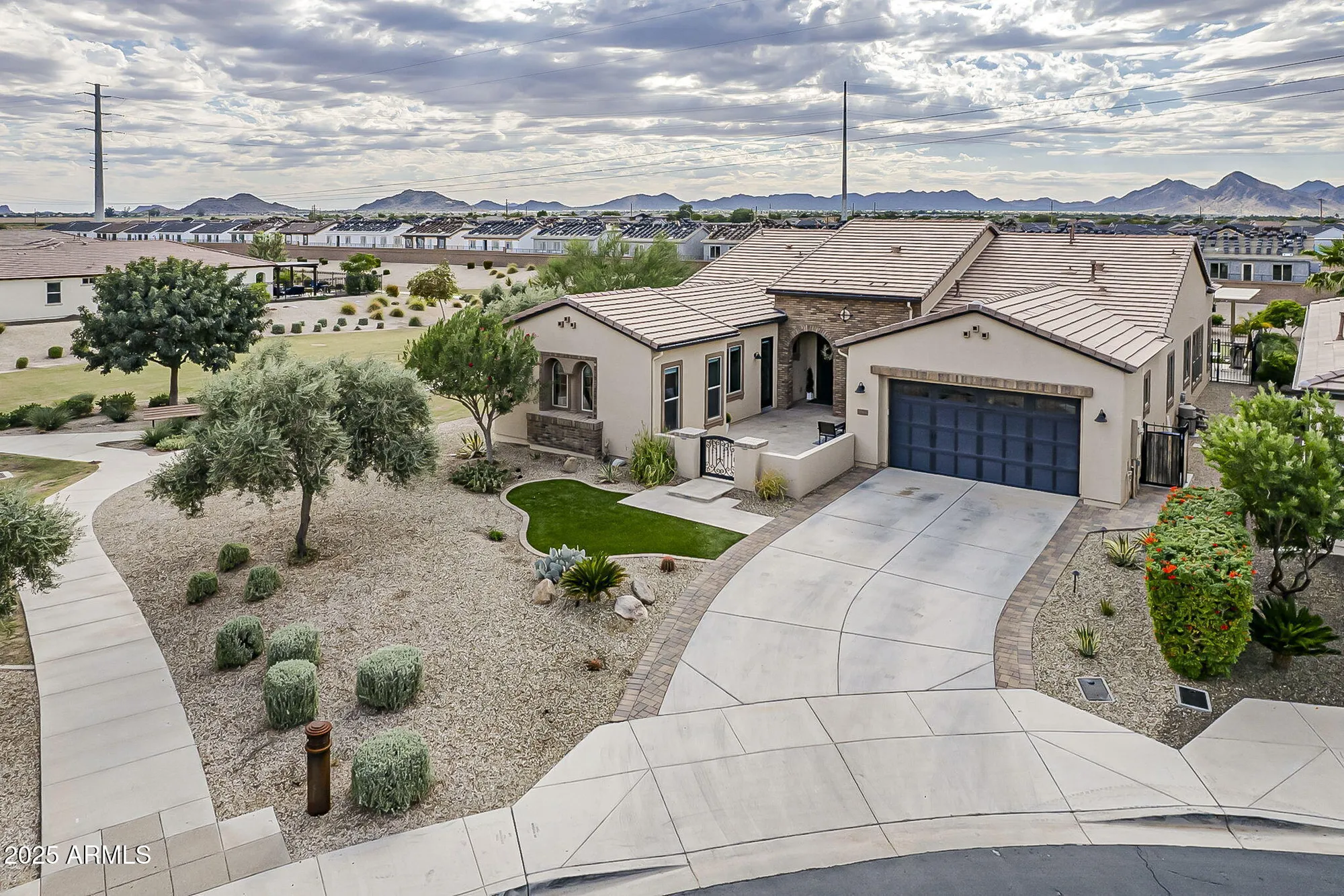 Property Slideshow image 3 of 66 | 35462 n sunset trl, Queen Creek, AZ, 85140