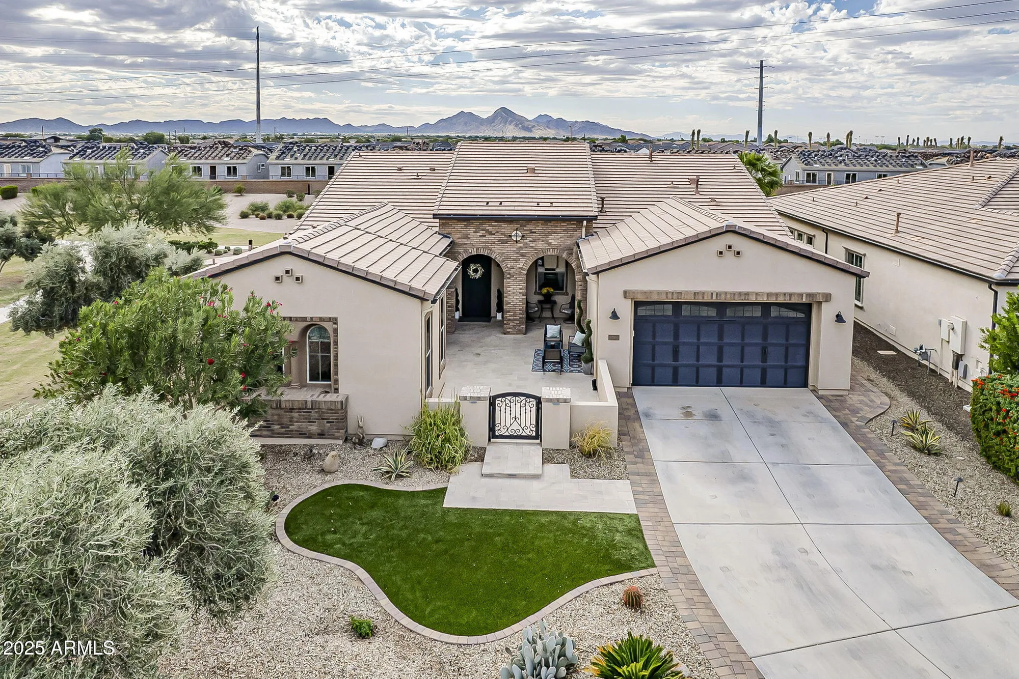 Property Slideshow image 6 of 66 | 35462 n sunset trl, Queen Creek, AZ, 85140