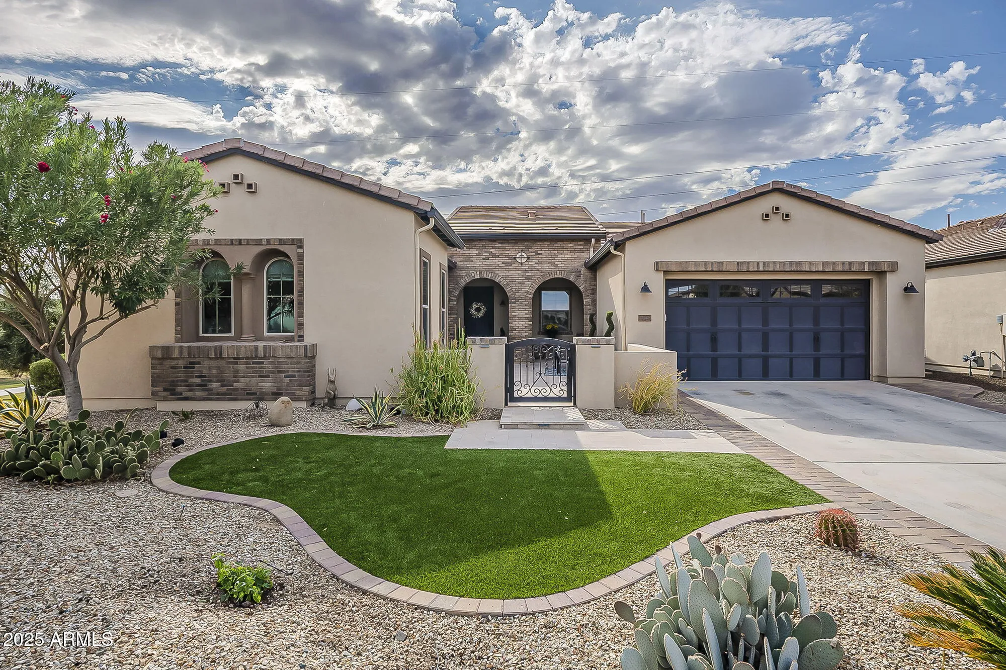 Property Slideshow image 5 of 66 | 35462 n sunset trl, Queen Creek, AZ, 85140