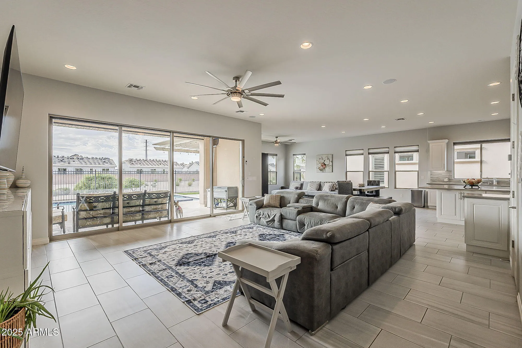 Property Slideshow image 13 of 66 | 35462 n sunset trl, Queen Creek, AZ, 85140