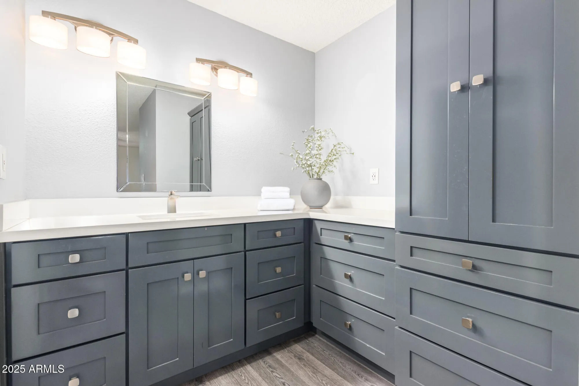 Property Slideshow image 18 of 40 | 716 s privet way, Mesa, AZ, 85208