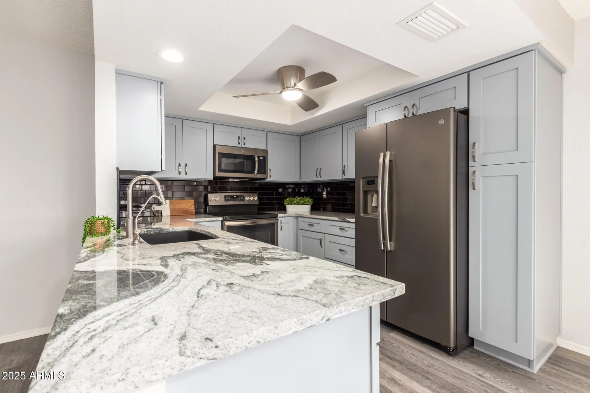 Property Slideshow image 14 of 40 | 716 s privet way, Mesa, AZ, 85208