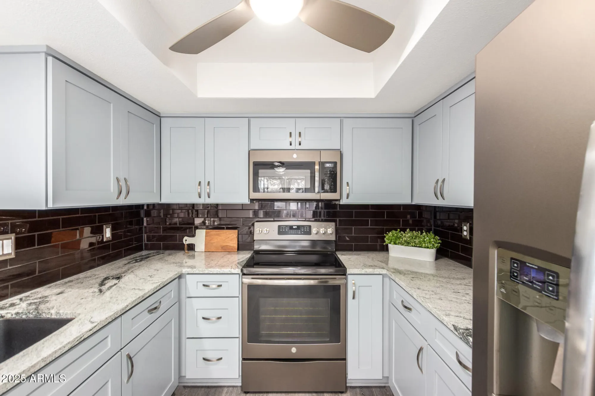 Property Slideshow image 11 of 40 | 716 s privet way, Mesa, AZ, 85208