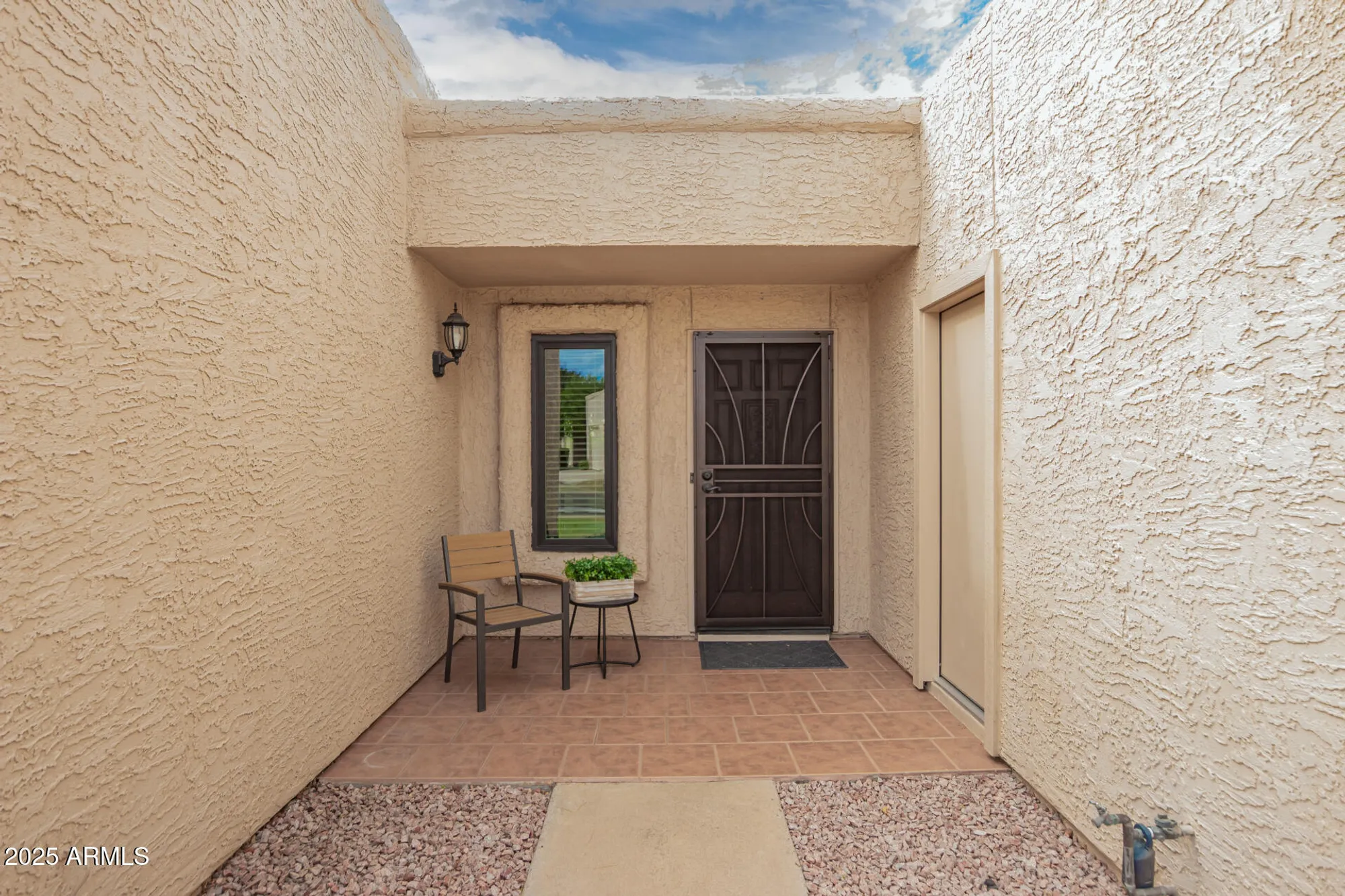 Property Slideshow image 4 of 40 | 716 s privet way, Mesa, AZ, 85208