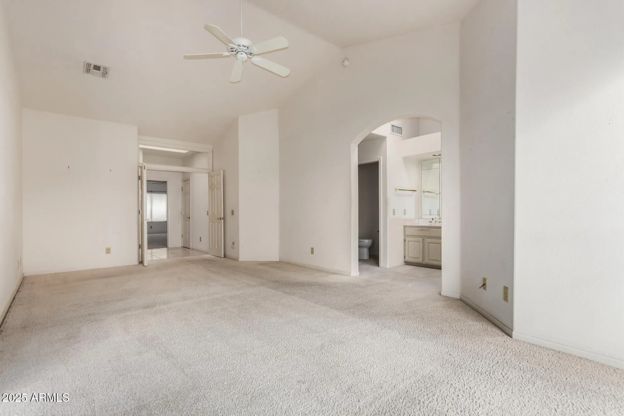 Property Slideshow image 13 of 22 | 24733 s saddletree dr, Sun Lakes, AZ, 85248