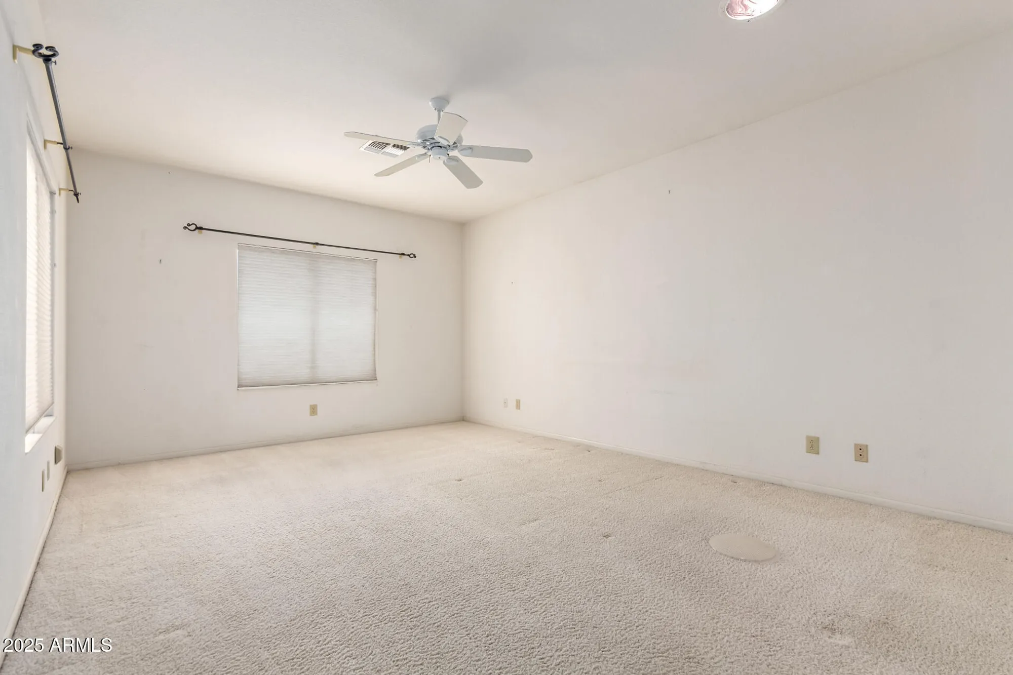 Property Slideshow image 16 of 22 | 24733 s saddletree dr, Sun Lakes, AZ, 85248