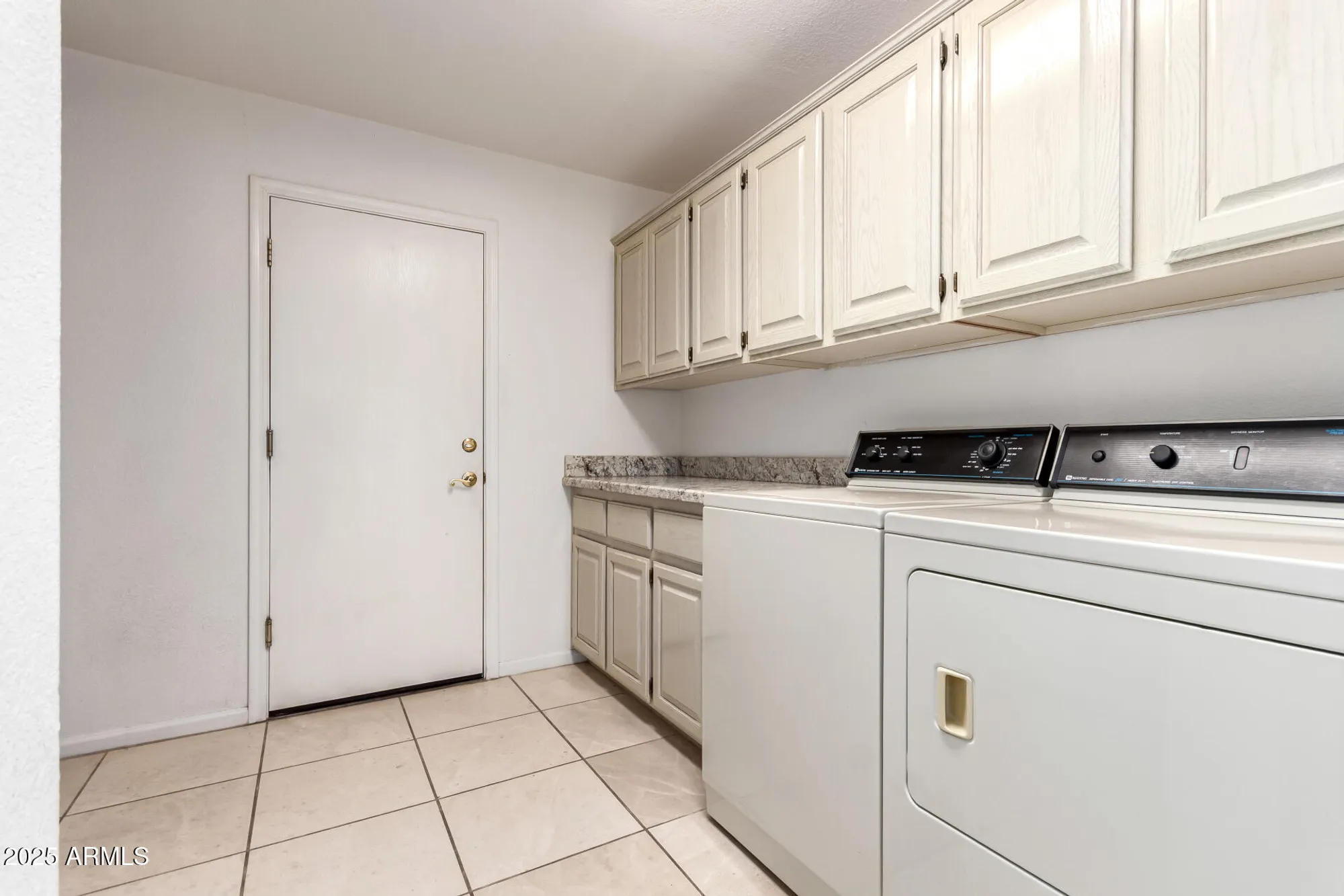 Property Slideshow image 20 of 22 | 24733 s saddletree dr, Sun Lakes, AZ, 85248