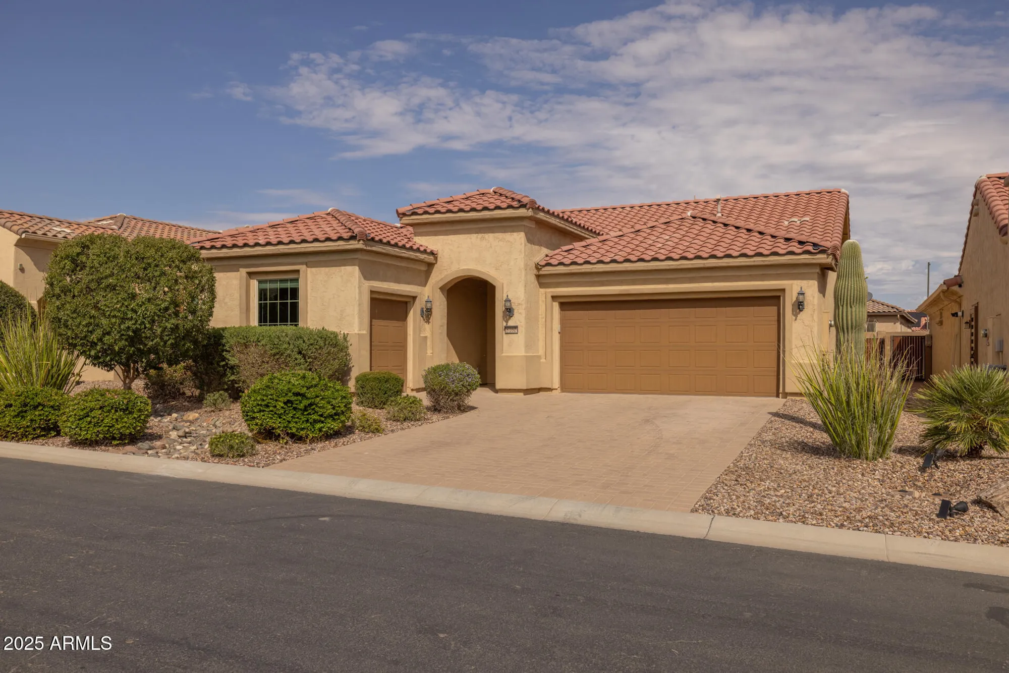 Property Slideshow image 4 of 82 | 8160 w cinder brook way, Florence, AZ, 85132