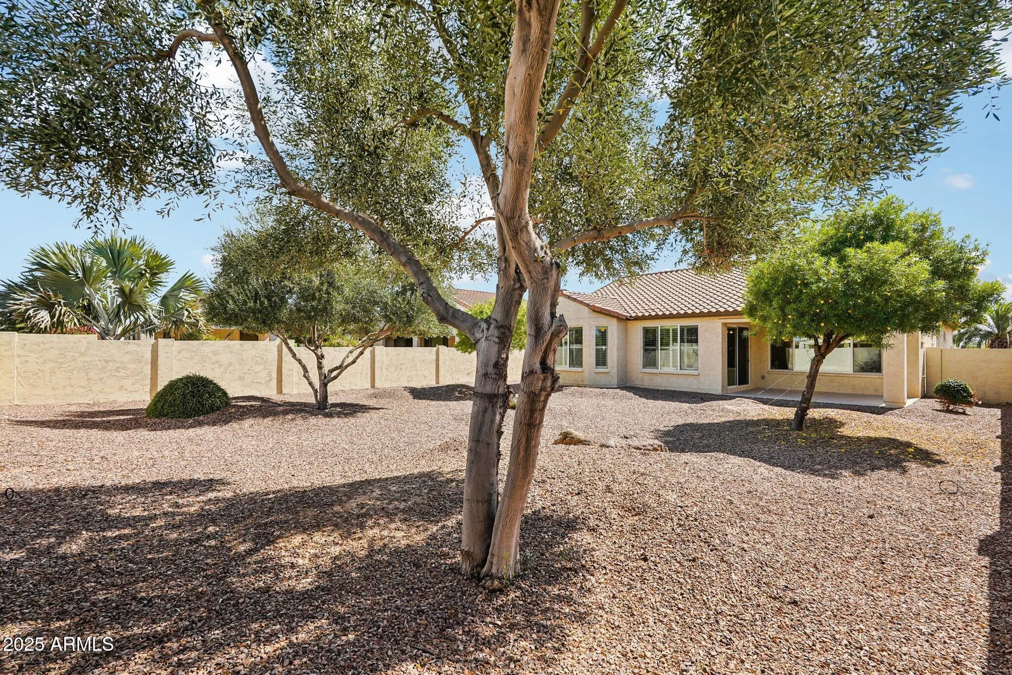 Property Slideshow image 26 of 55 | 16758 w almeria rd, Goodyear, AZ, 85395