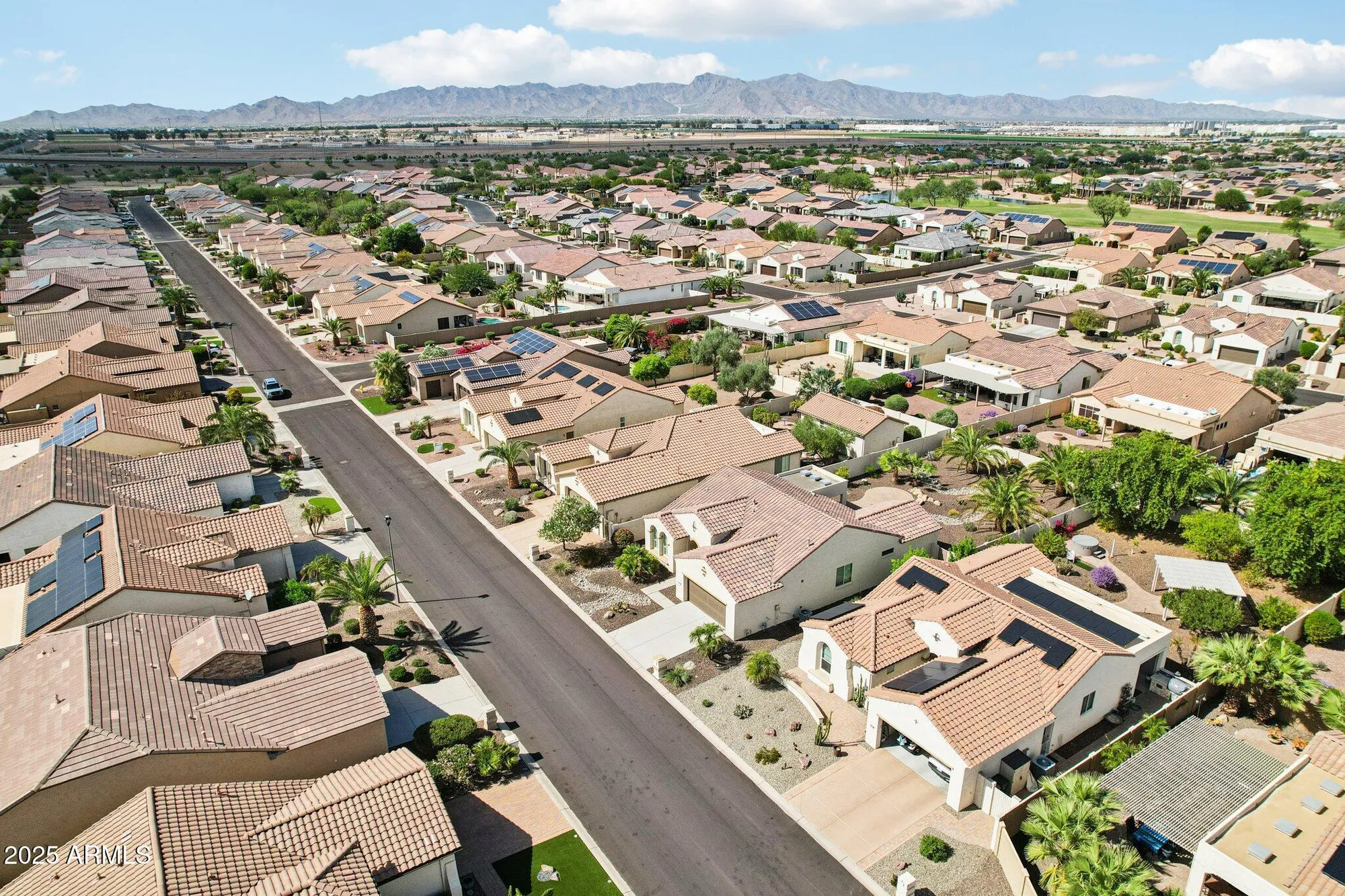 Property Slideshow image 30 of 55 | 16758 w almeria rd, Goodyear, AZ, 85395