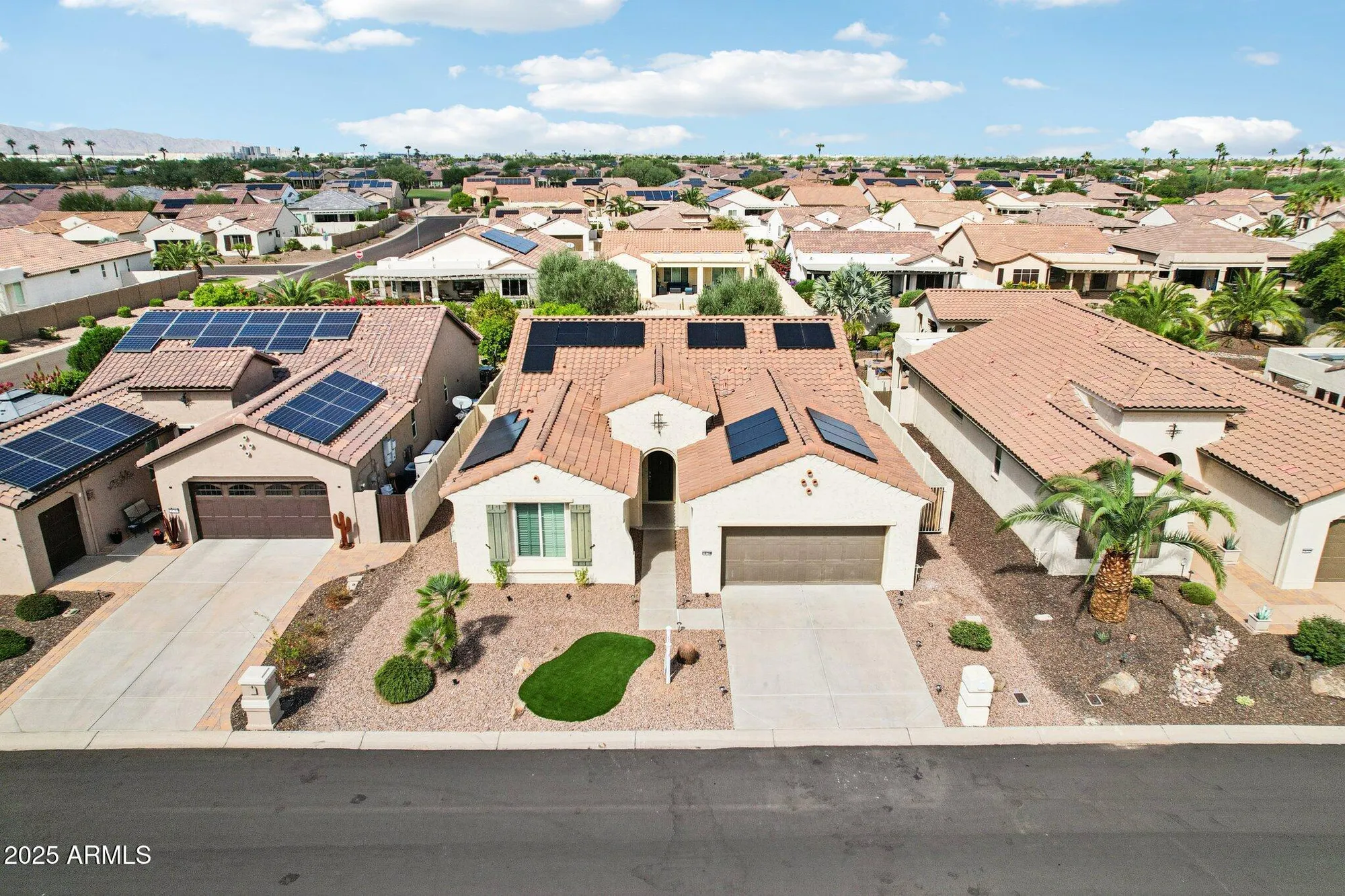 Property Slideshow image 36 of 55 | 16758 w almeria rd, Goodyear, AZ, 85395