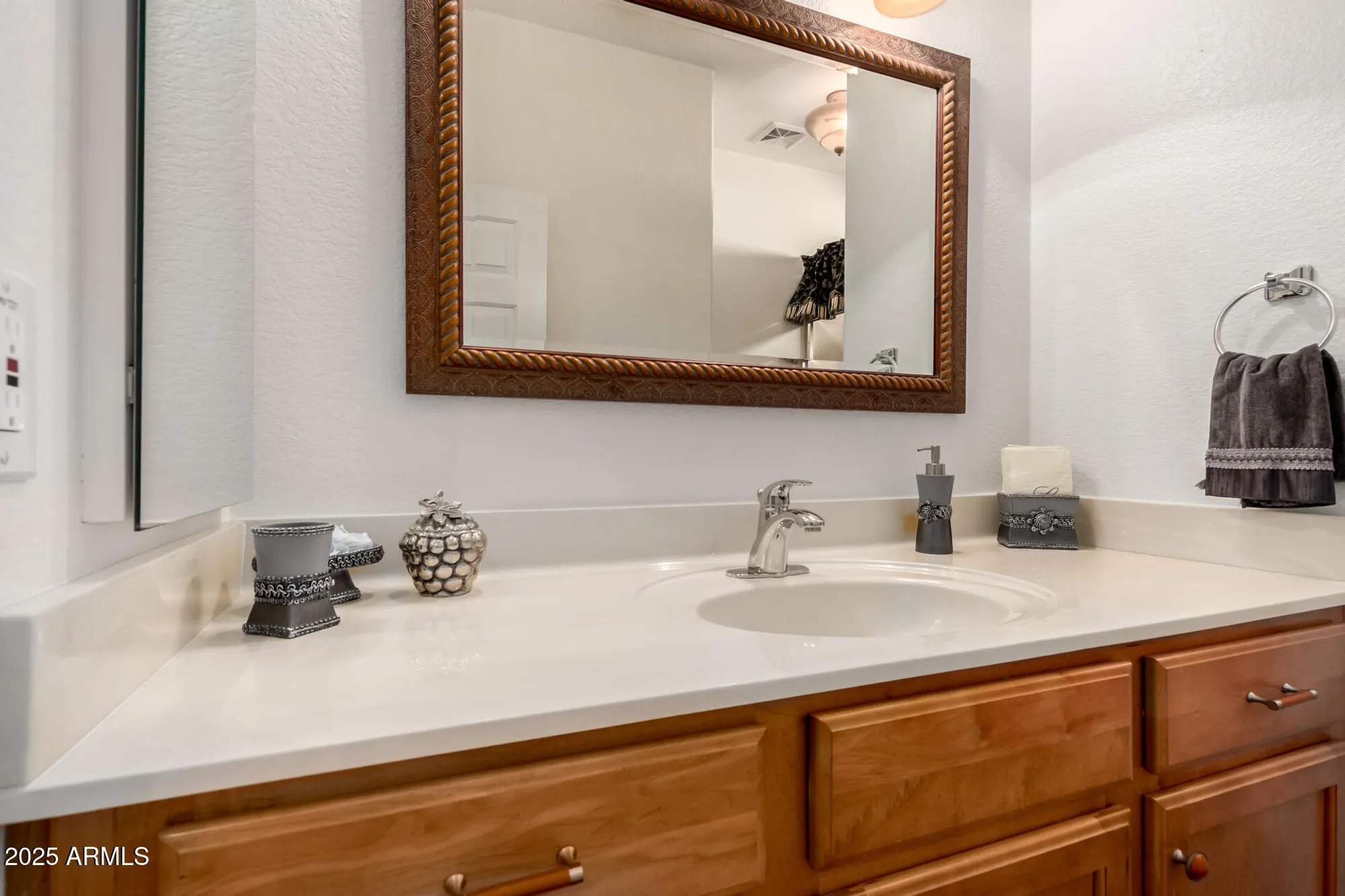 Property Slideshow image 15 of 42 | 24814 s sedona dr, Sun Lakes, AZ, 85248