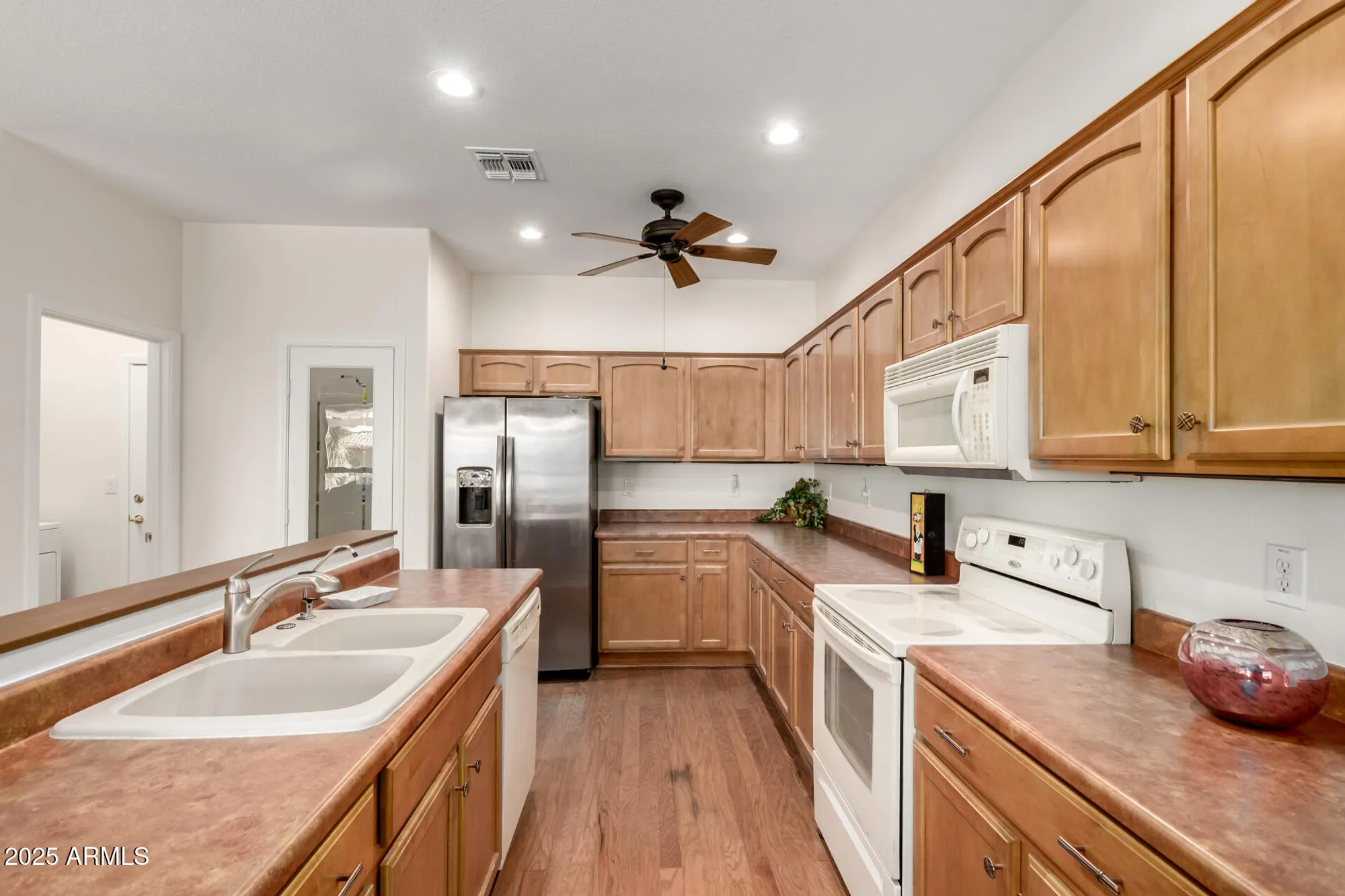 Property Slideshow image 8 of 42 | 24814 s sedona dr, Sun Lakes, AZ, 85248