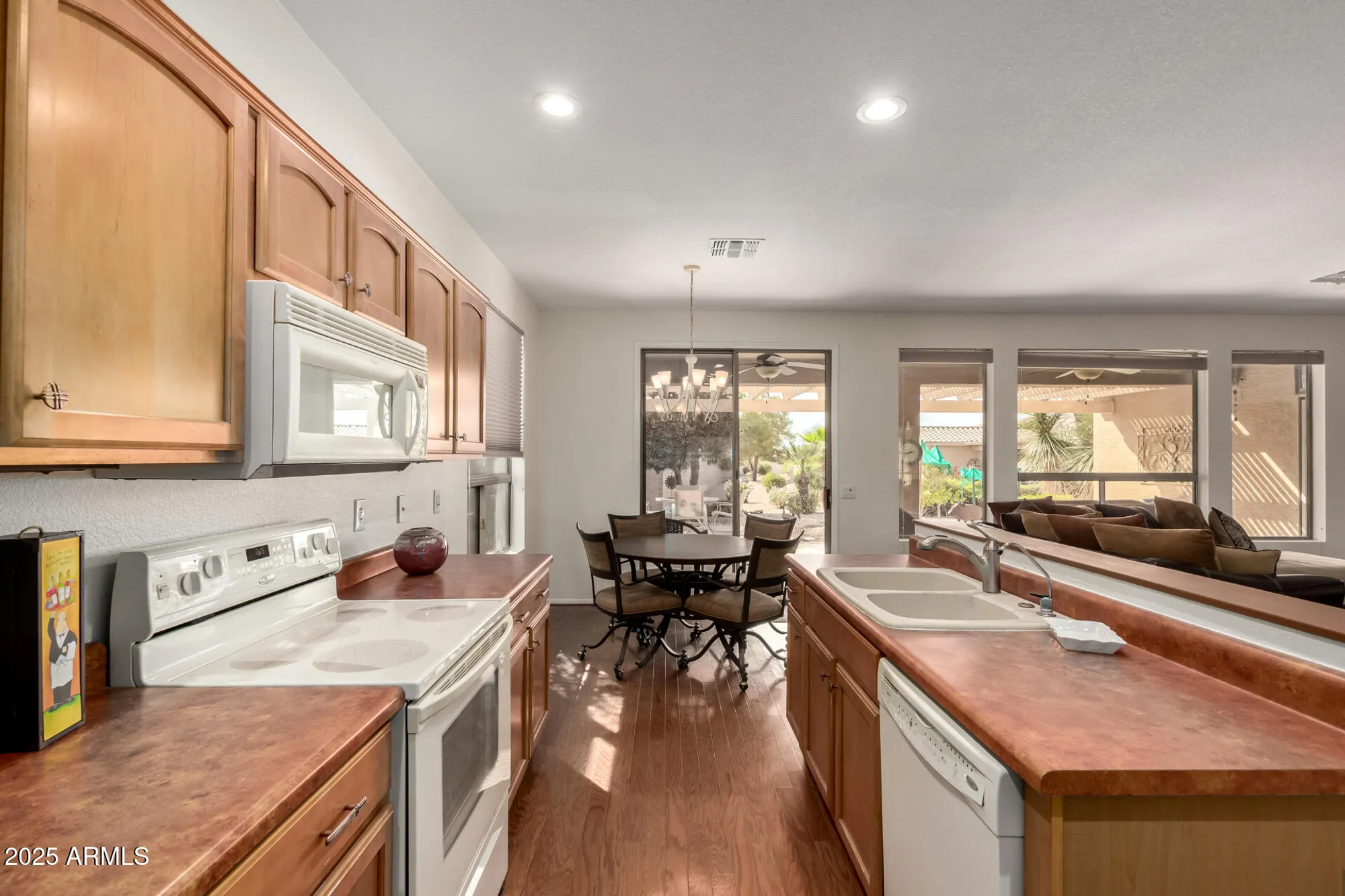 Property Slideshow image 7 of 42 | 24814 s sedona dr, Sun Lakes, AZ, 85248