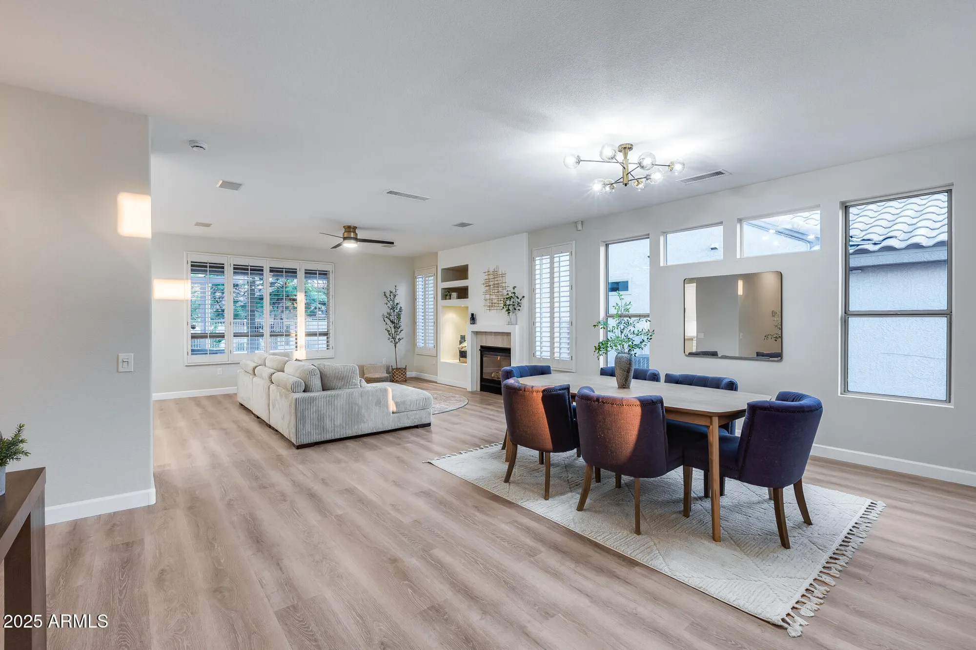 Property Slideshow image 4 of 70 | 17911 n adobe mesa ct, Surprise, AZ, 85374