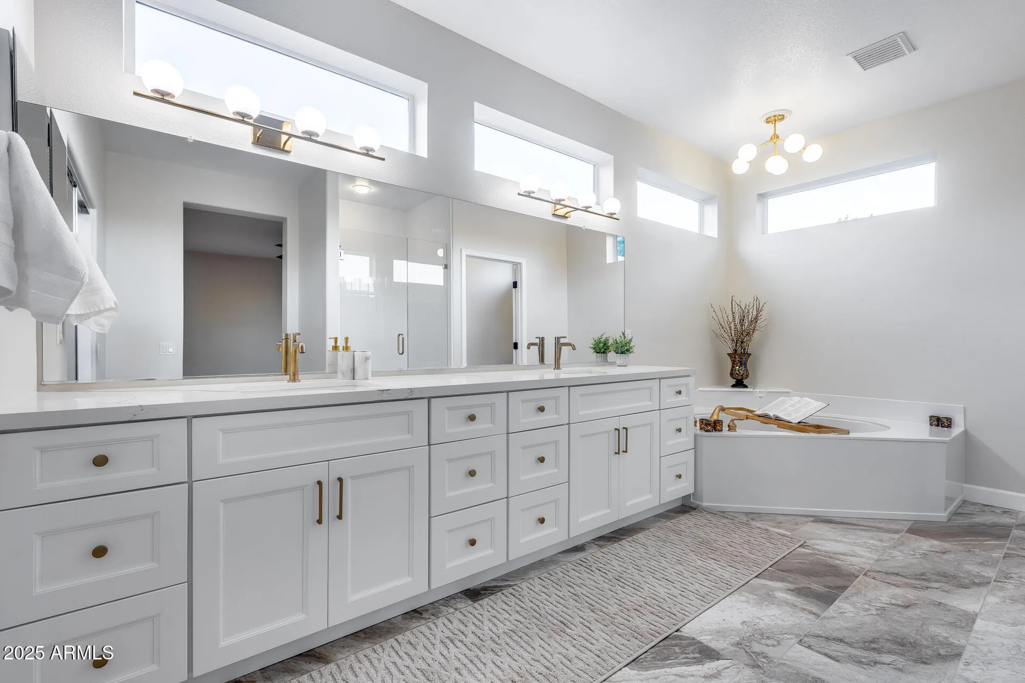 Property Slideshow image 6 of 70 | 17911 n adobe mesa ct, Surprise, AZ, 85374