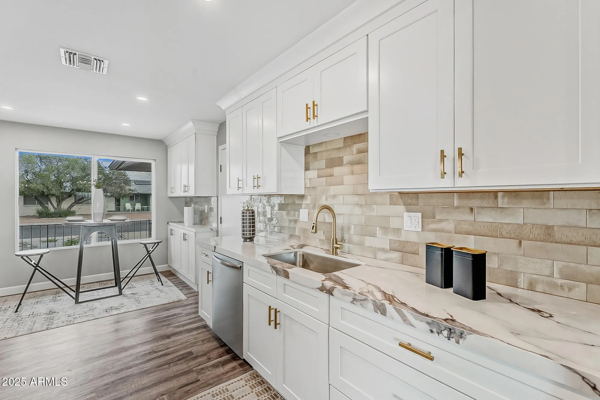 Property Slideshow image 15 of 56 | 16418 n 111th ave, Sun City, AZ, 85351