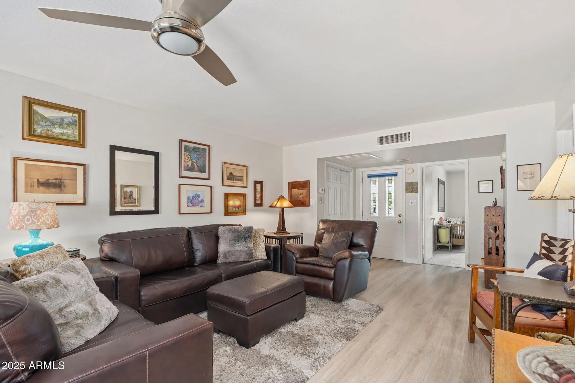 Property Slideshow image 7 of 28 | 5316 n 78th pl, Scottsdale, AZ, 85250