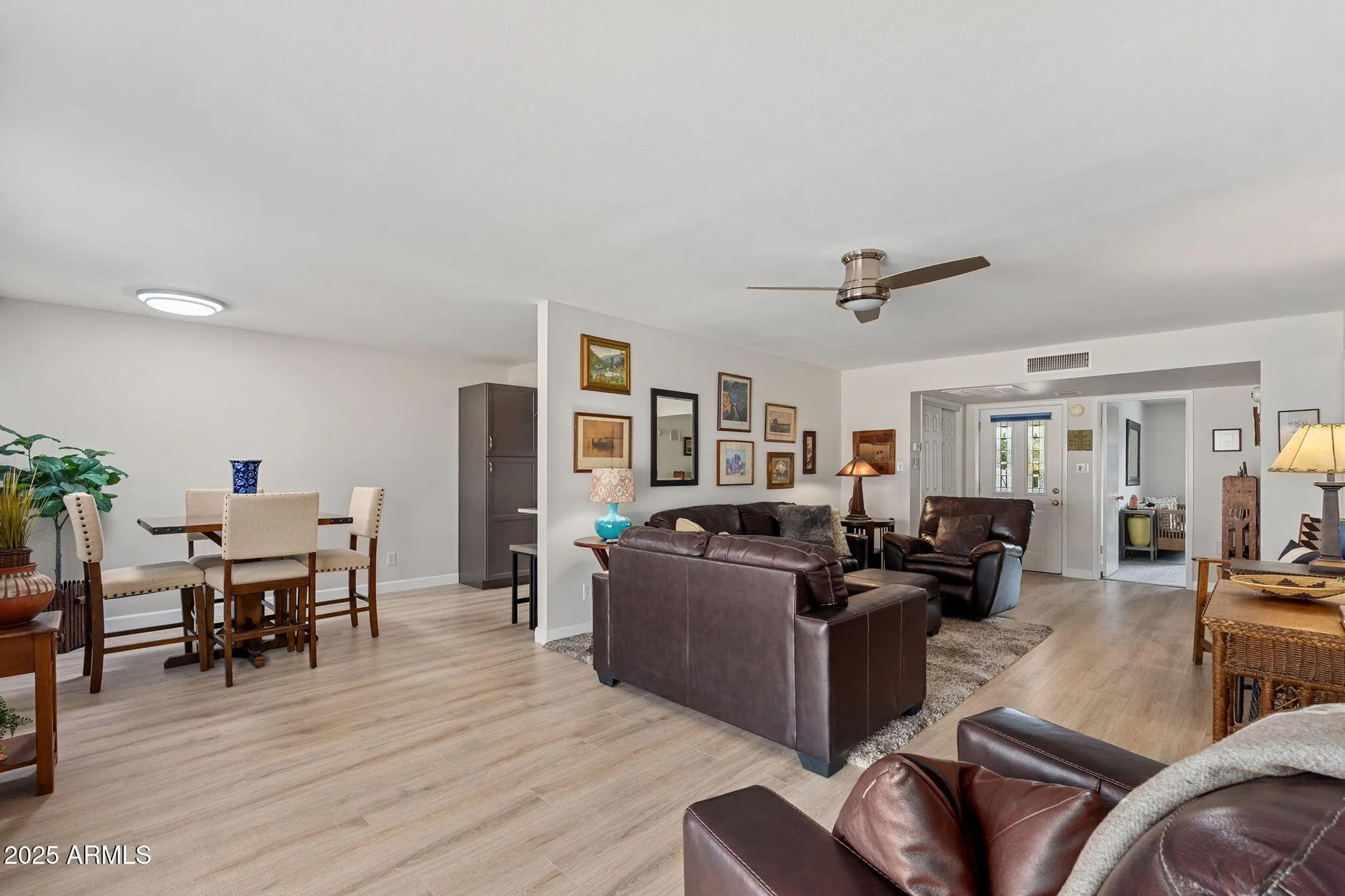 Property Slideshow image 8 of 28 | 5316 n 78th pl, Scottsdale, AZ, 85250