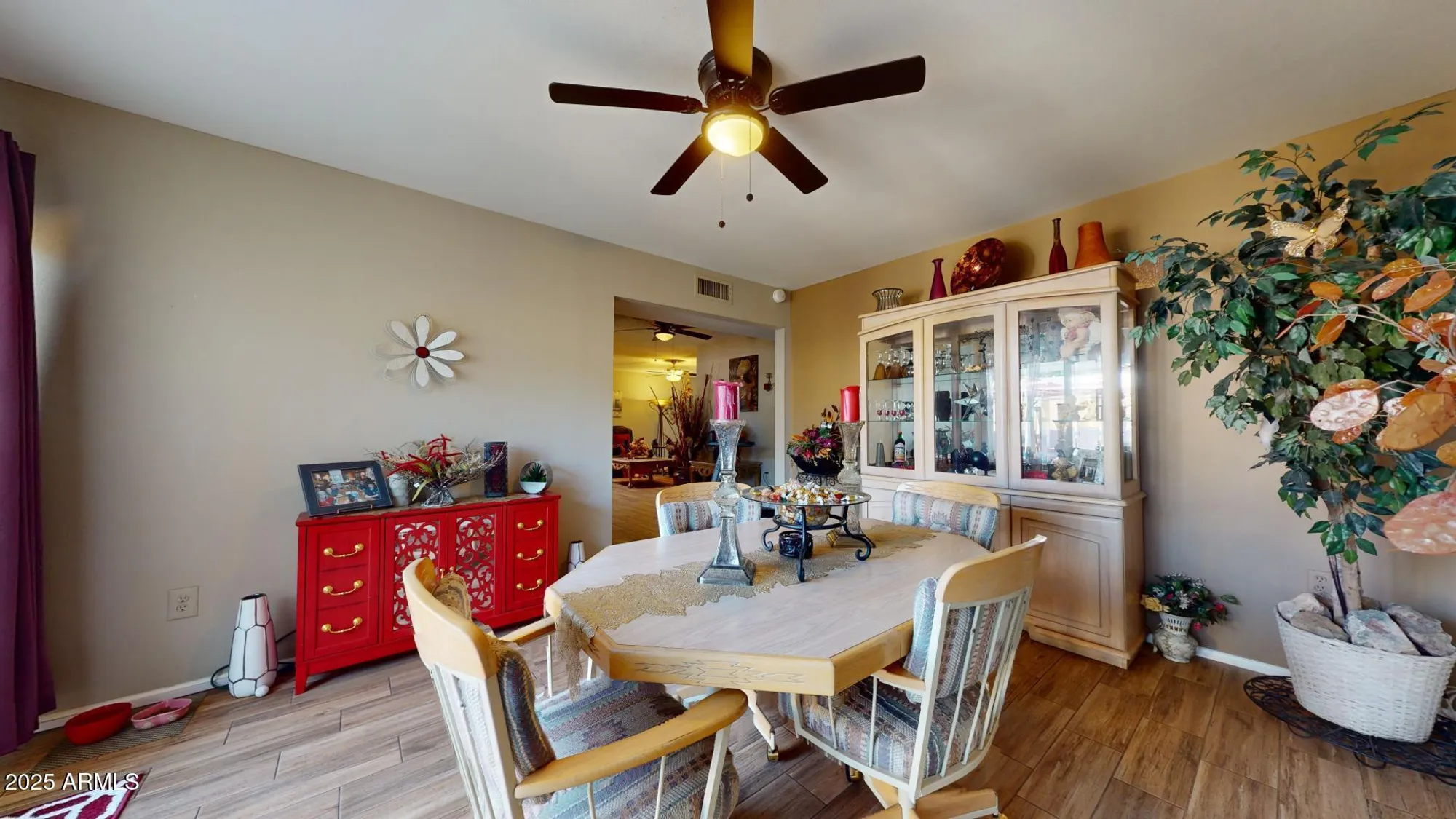 Property Slideshow image 11 of 26 | 17447 n 99th dr, Sun City, AZ, 85373