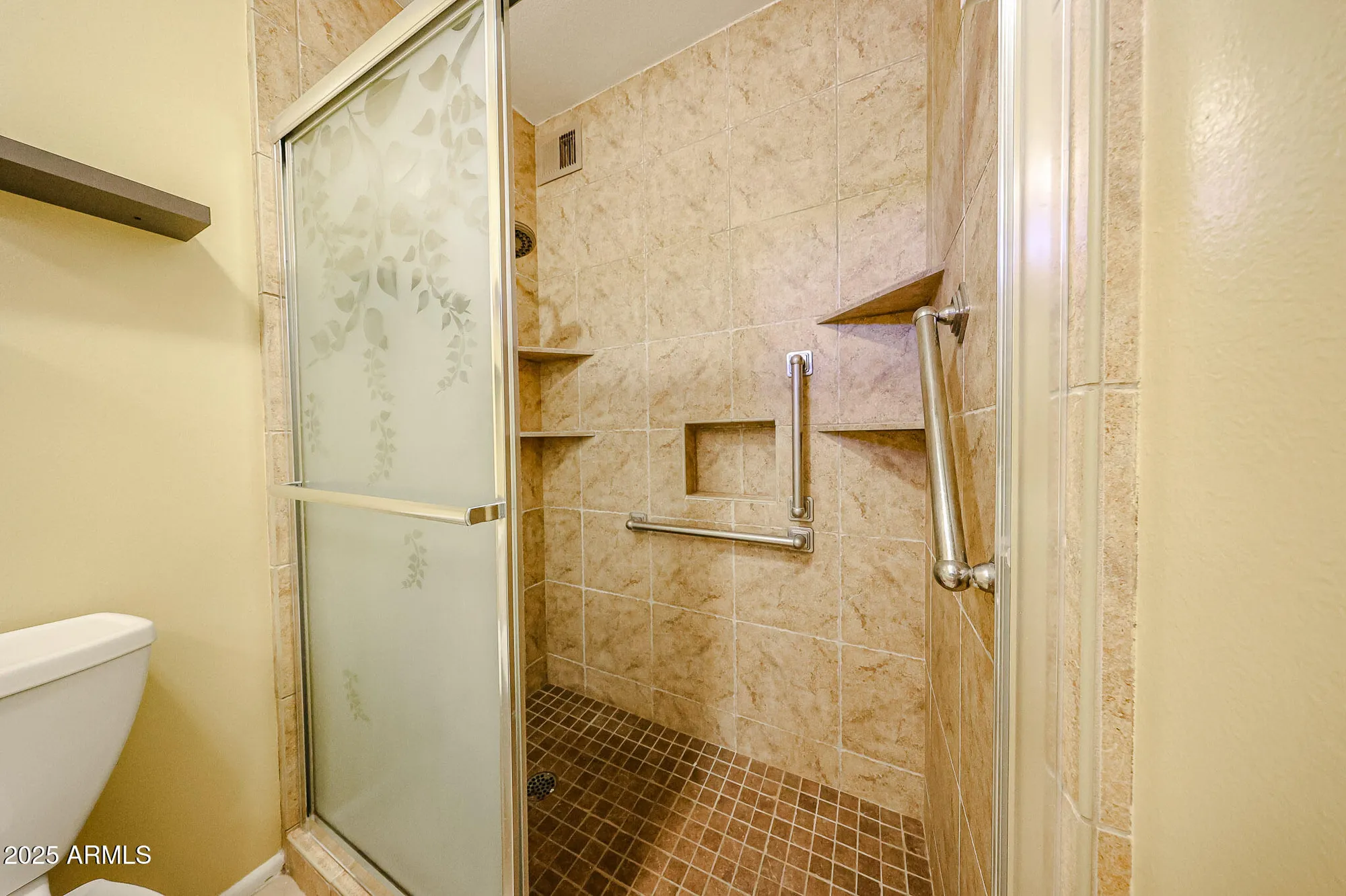 Property Slideshow image 15 of 19 | 10829 n fairway ct w # 106, Sun City, AZ, 85351