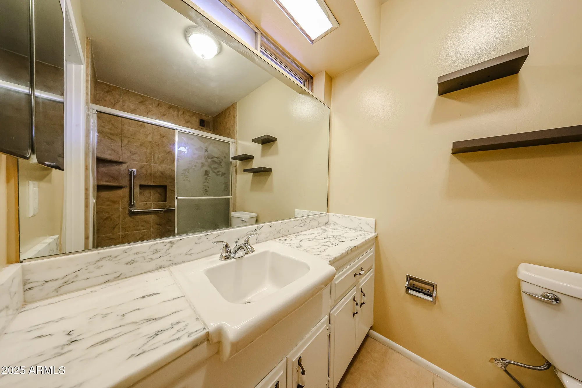 Property Slideshow image 16 of 19 | 10829 n fairway ct w # 106, Sun City, AZ, 85351