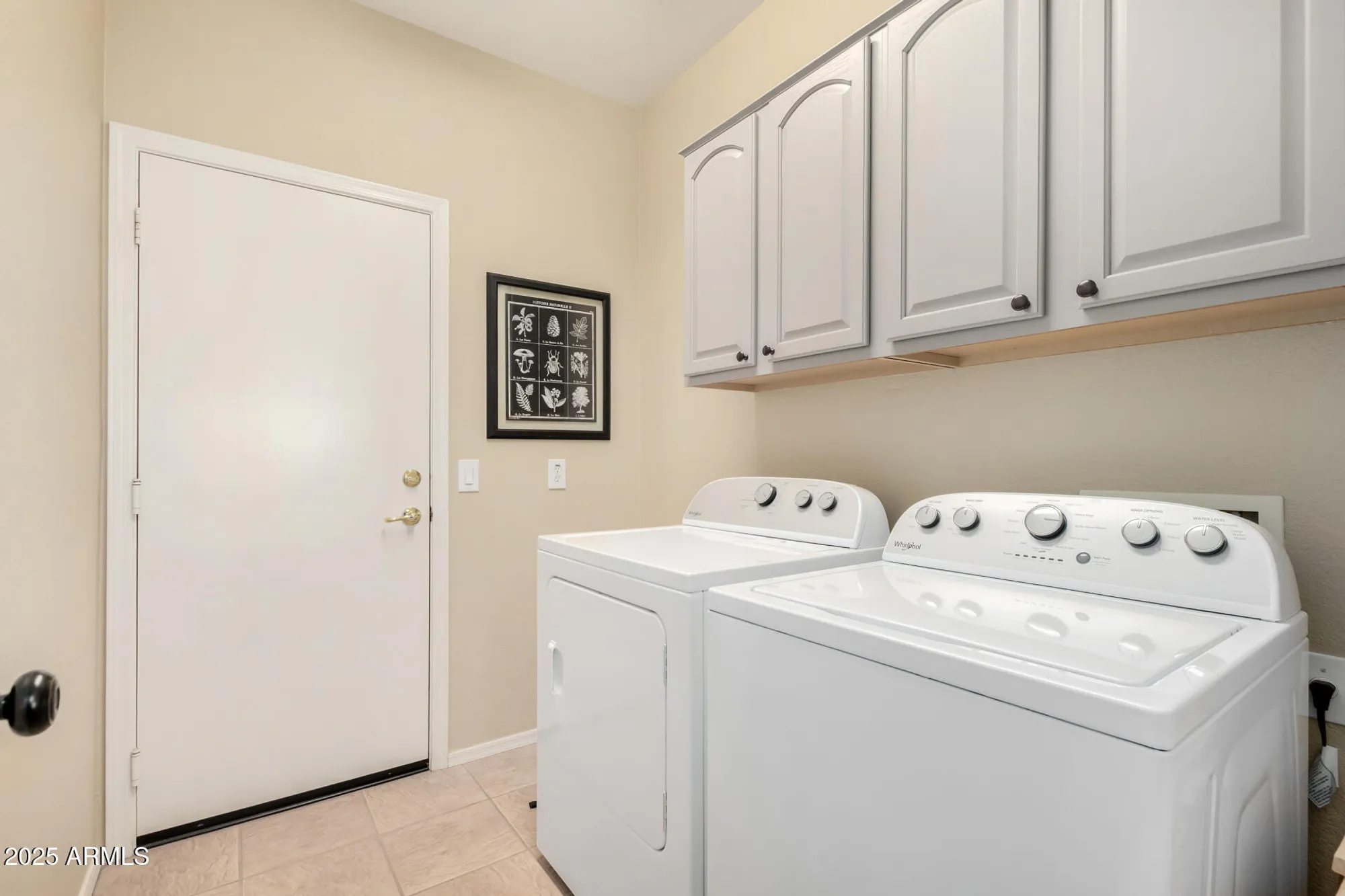 Property Slideshow image 19 of 33 | 17624 w ingleside dr, Surprise, AZ, 85374