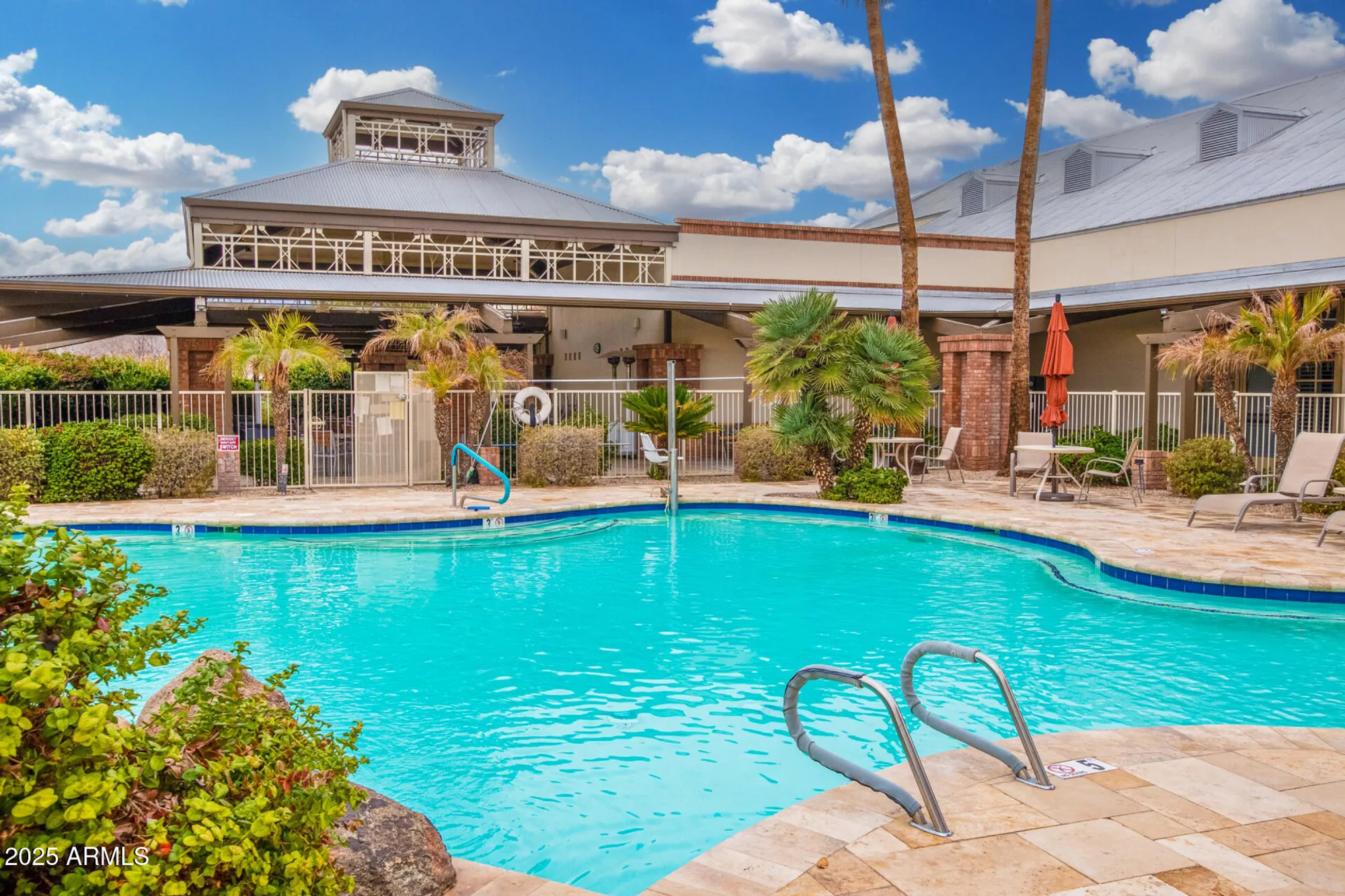 Property Slideshow image 27 of 33 | 17624 w ingleside dr, Surprise, AZ, 85374