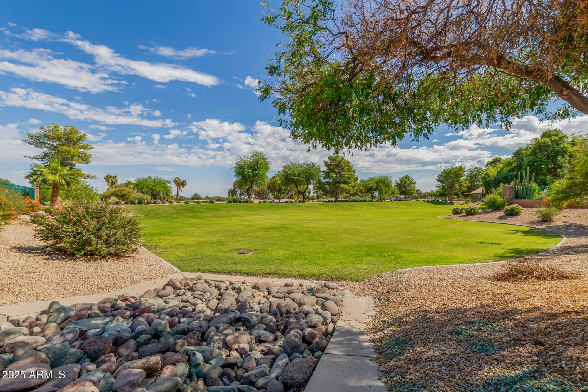 Property Slideshow image 31 of 33 | 17624 w ingleside dr, Surprise, AZ, 85374
