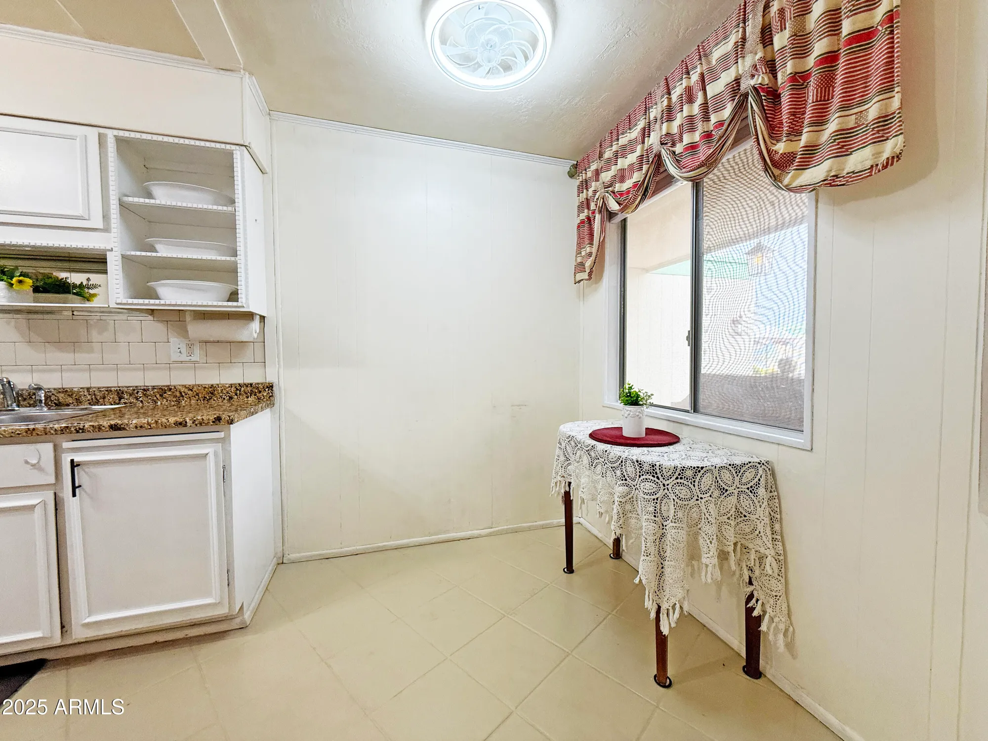 Property Slideshow image 12 of 27 | 11078 w coggins dr, Sun City, AZ, 85351