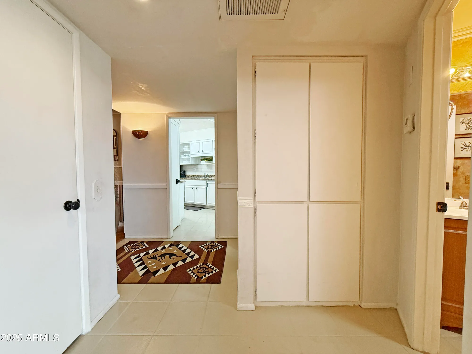 Property Slideshow image 15 of 27 | 11078 w coggins dr, Sun City, AZ, 85351