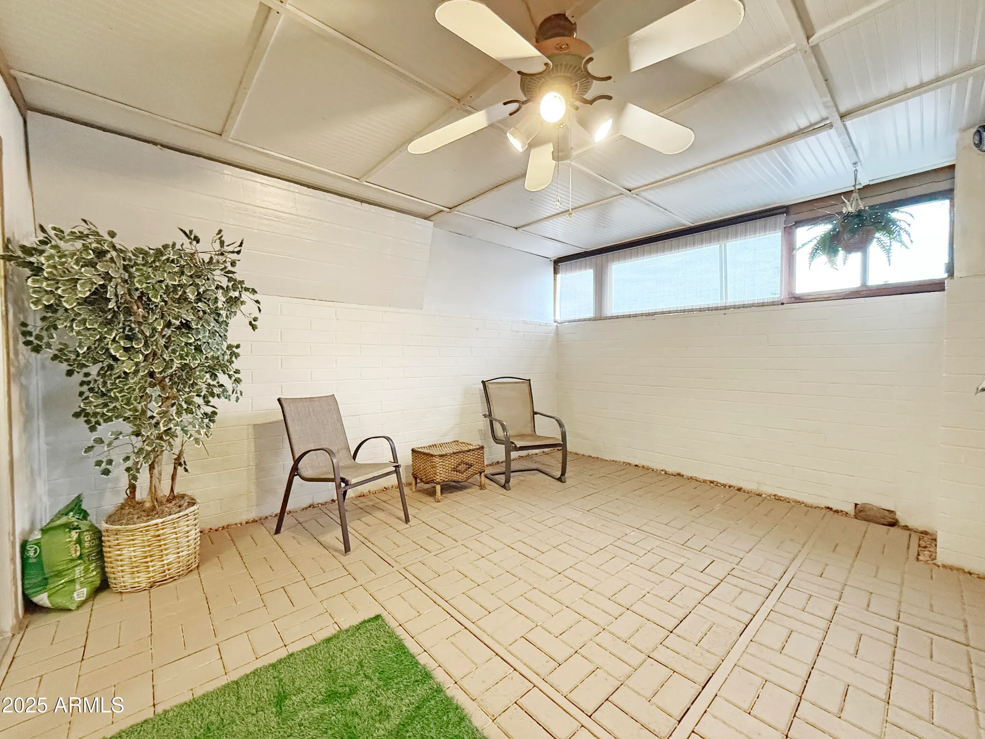 Property Slideshow image 22 of 27 | 11078 w coggins dr, Sun City, AZ, 85351