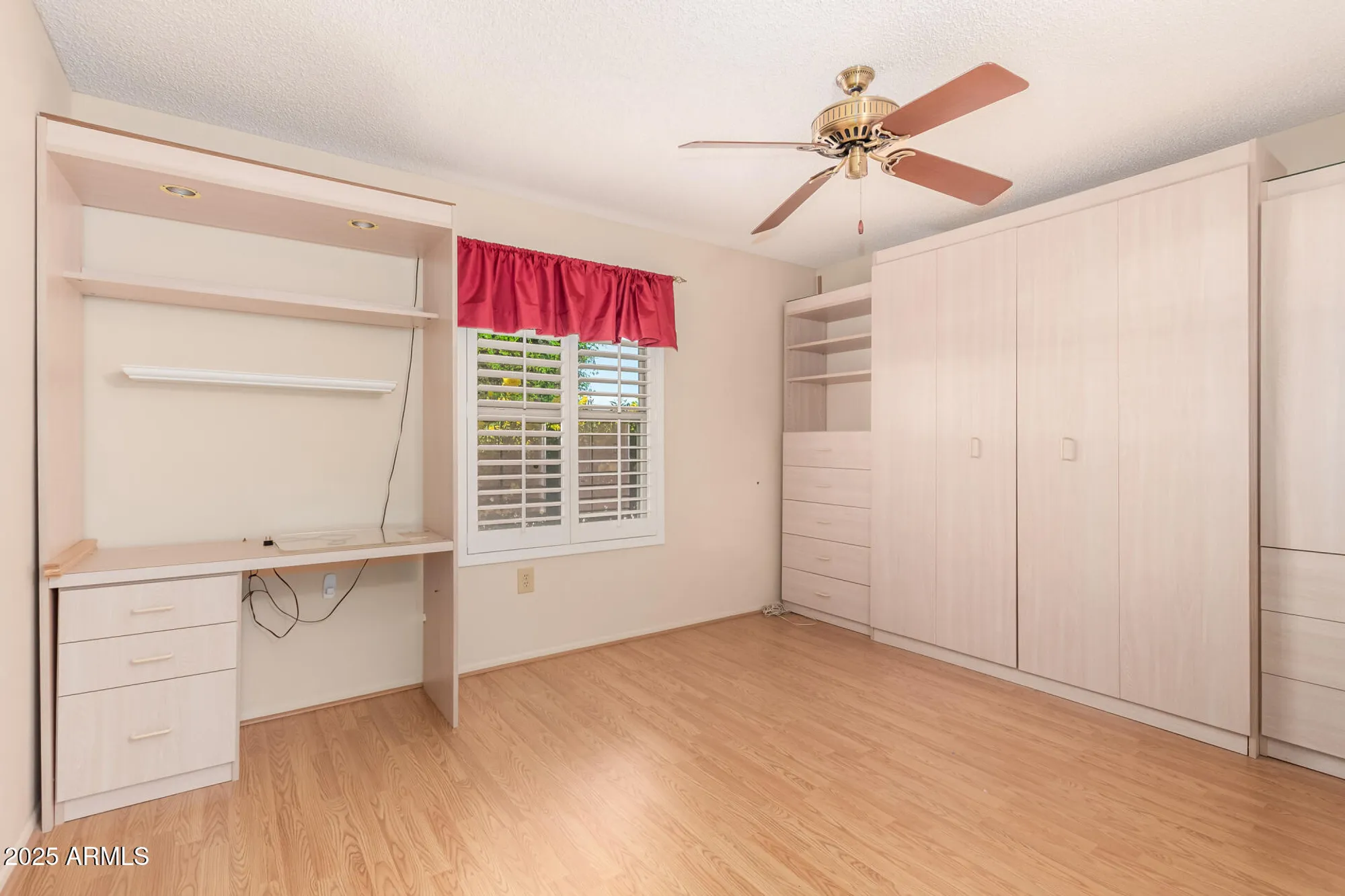 Property Slideshow image 21 of 36 | 13919 w gable hill dr, Sun City West, AZ, 85375