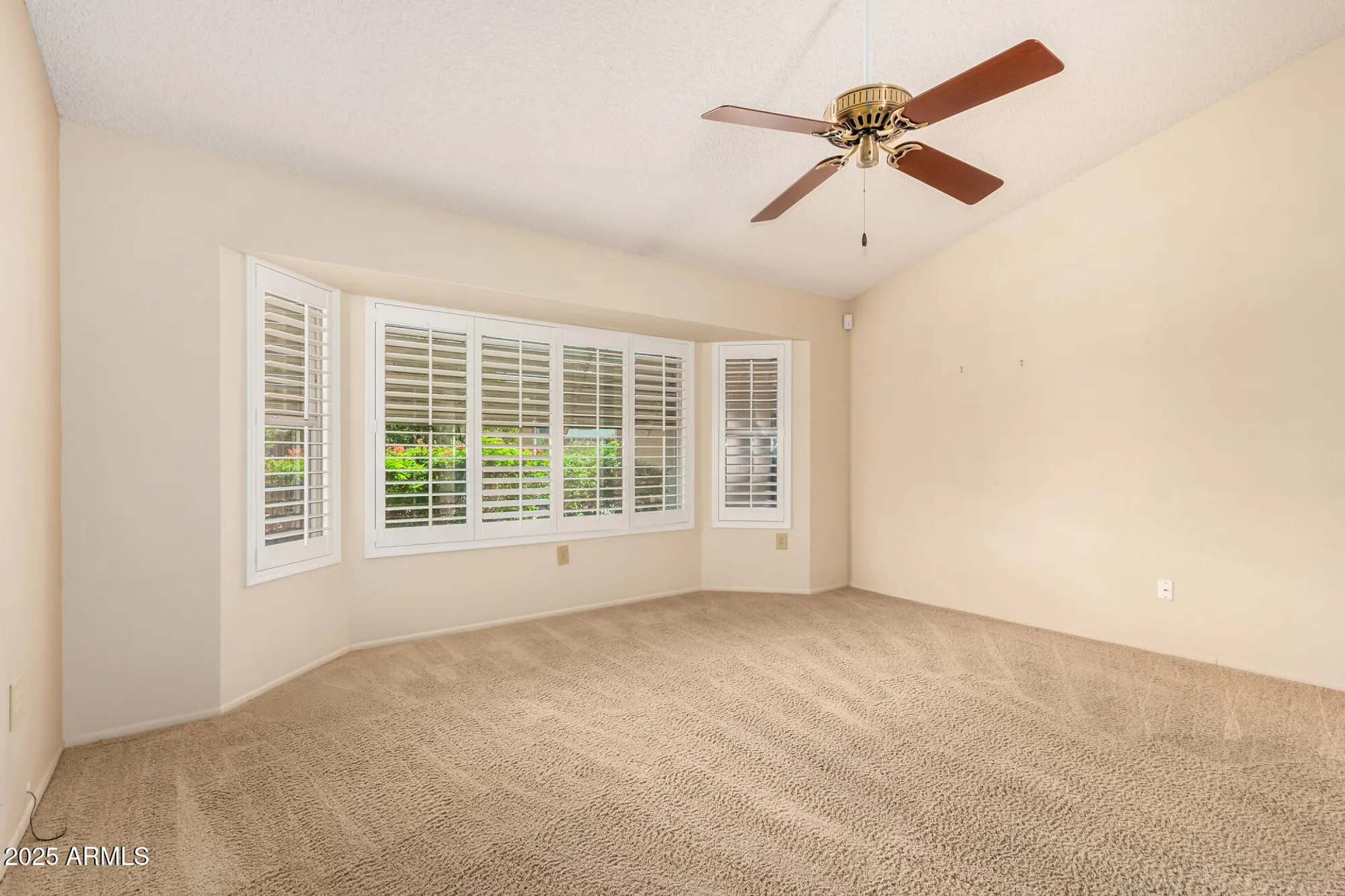 Property Slideshow image 18 of 36 | 13919 w gable hill dr, Sun City West, AZ, 85375