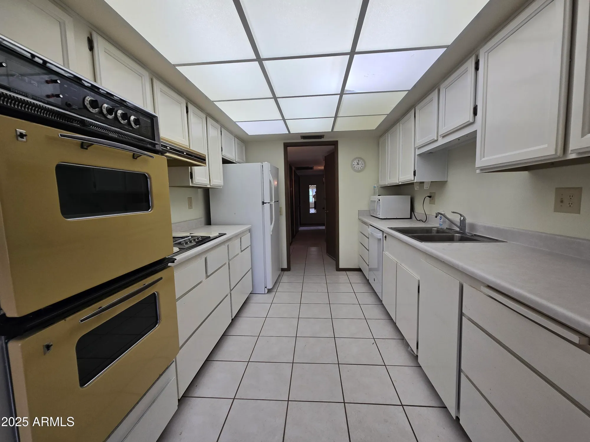 Property Slideshow image 8 of 31 | 12514 w seneca dr, Sun City West, AZ, 85375