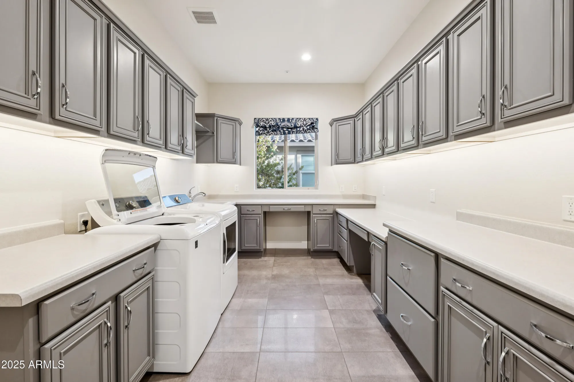 Property Slideshow image 19 of 86 | 30383 n 131st dr, Peoria, AZ, 85383
