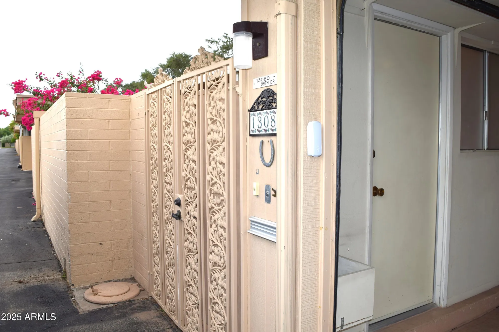 Property Slideshow image 20 of 25 | 13080 n 99th dr d, Sun City, AZ, 85351