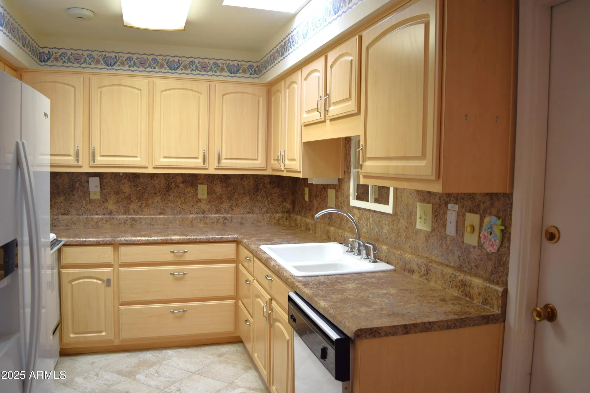 Property Slideshow image 6 of 25 | 13080 n 99th dr d, Sun City, AZ, 85351