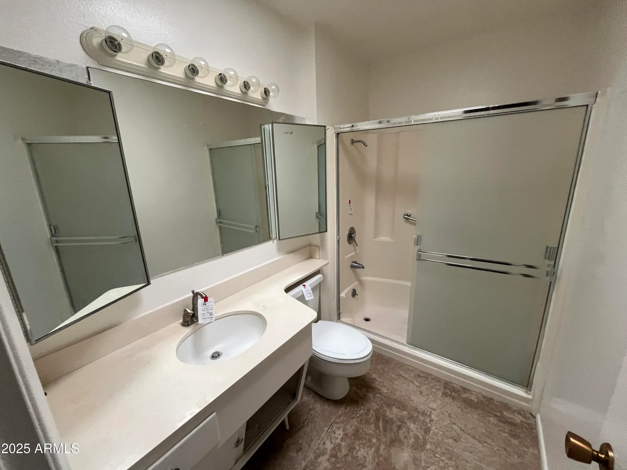 Property Slideshow image 10 of 18 | 10889 w santa fe dr, Sun City, AZ, 85351