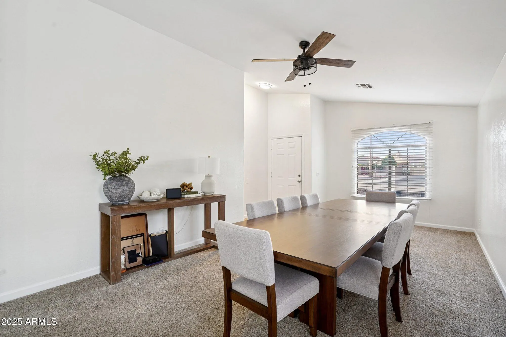 Property Slideshow image 6 of 21 | 14041 w two guns trl, Surprise, AZ, 85374