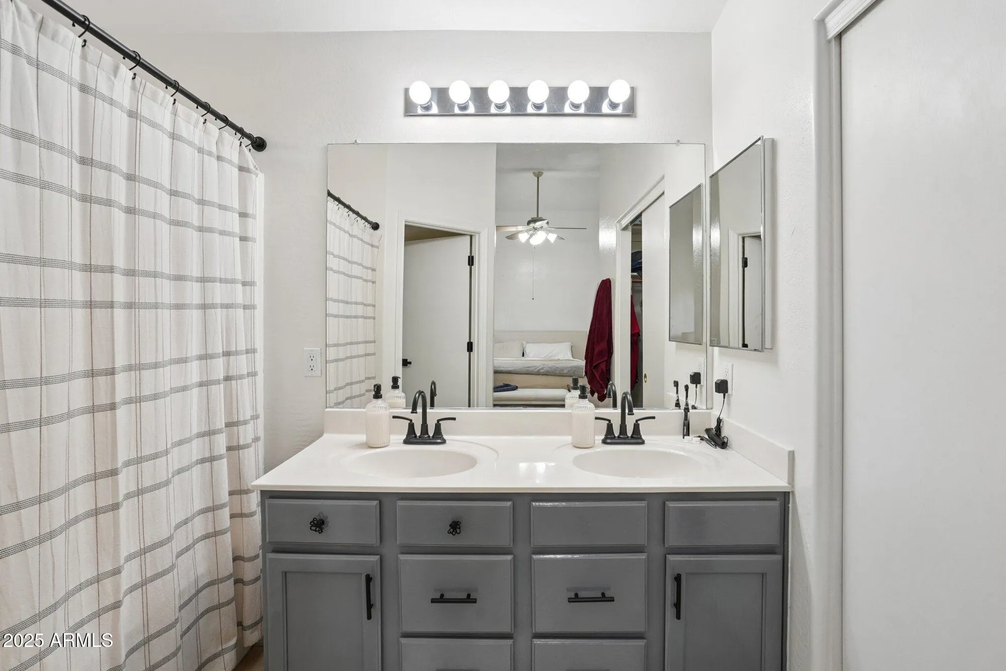 Property Slideshow image 12 of 21 | 14041 w two guns trl, Surprise, AZ, 85374