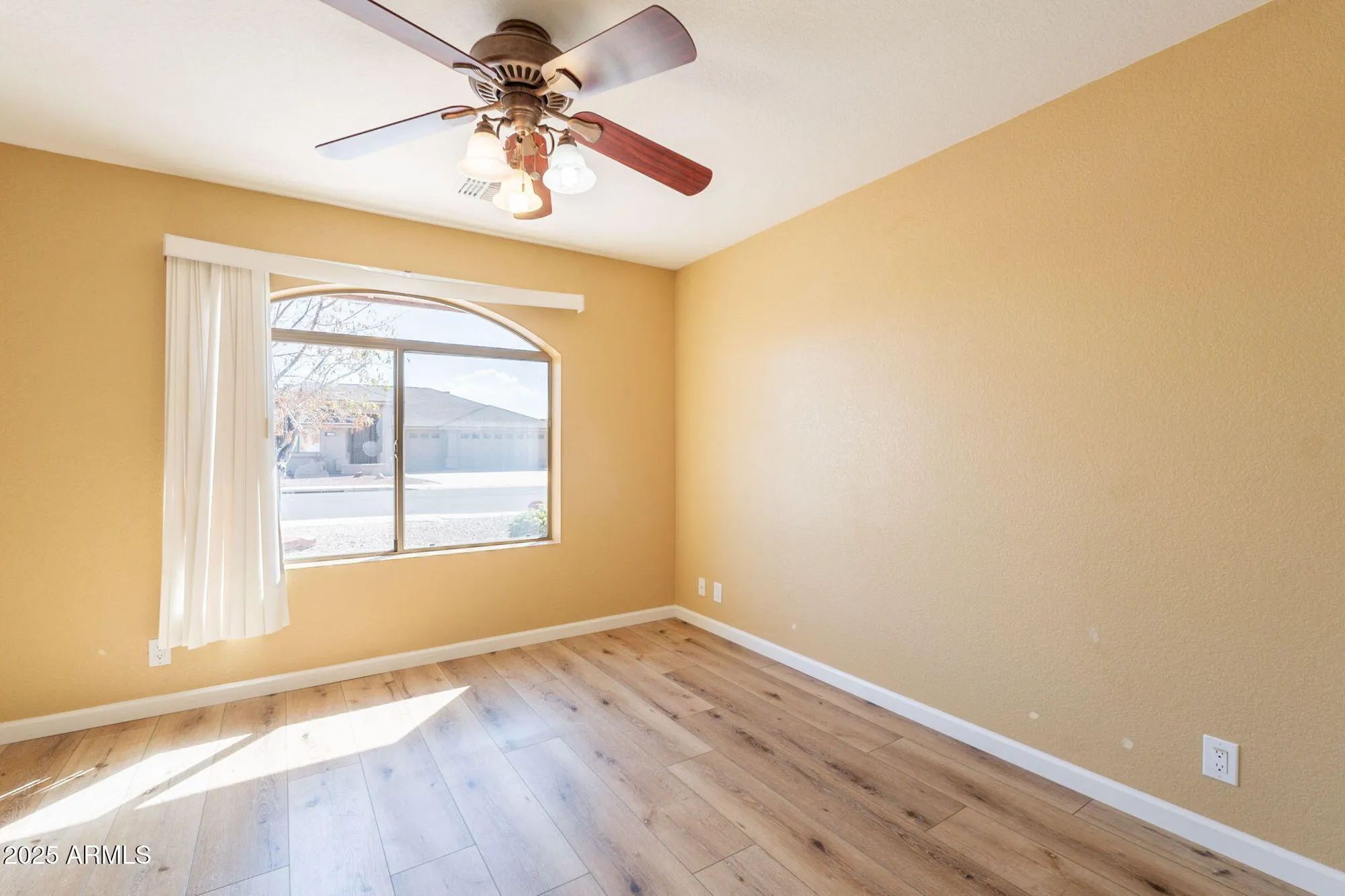 Property Slideshow image 20 of 27 | 11466 e neville ave, Mesa, AZ, 85209